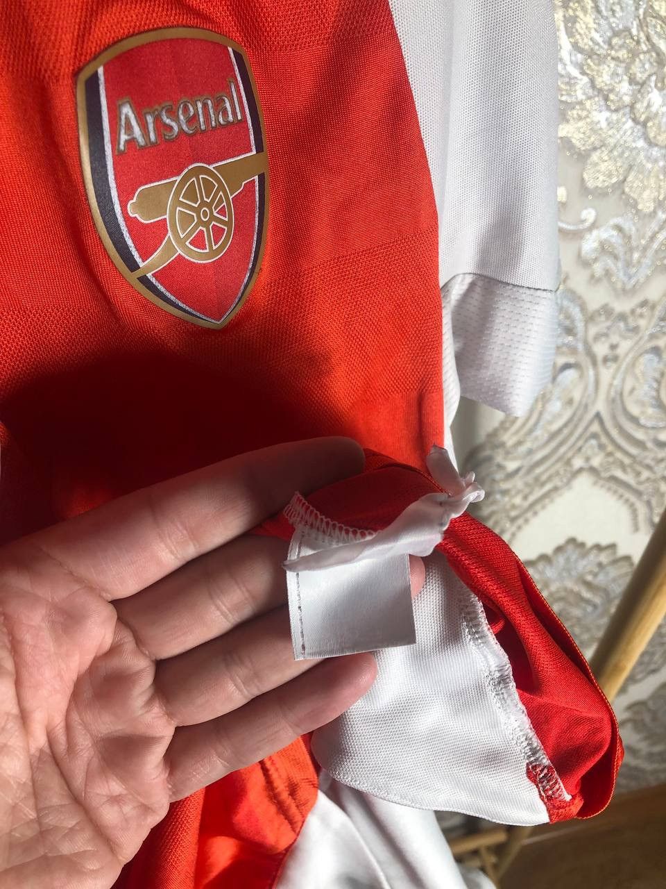 Puma × Vintage VERY RARE PUMA FC ARSENAL LONDON ENGLAND SOCCER JERSEY Y2K Size US S / EU 44-46 / 1 - 7 Thumbnail