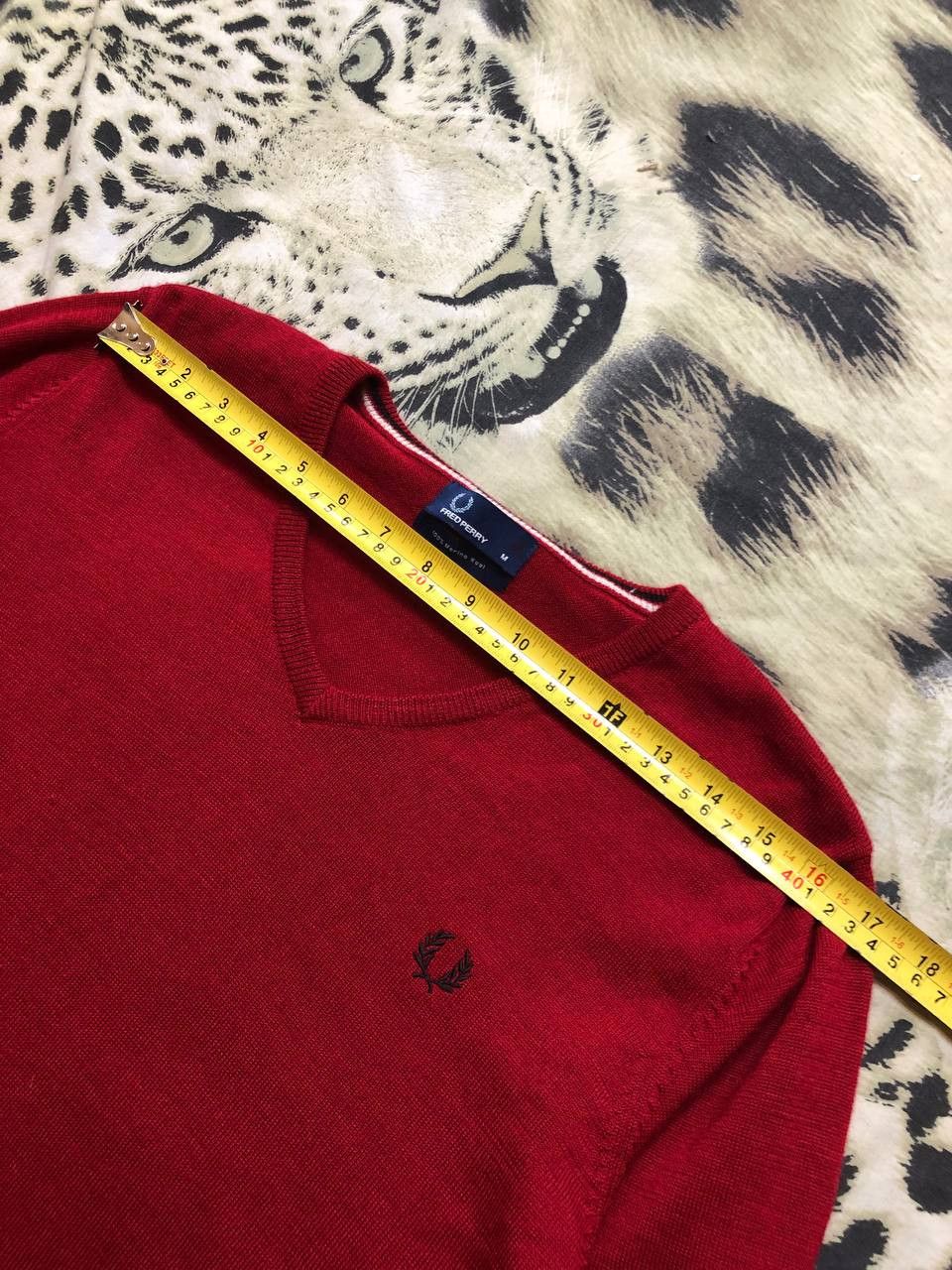 Fred Perry Y2K Long Sleeve red Fred Perry size M logo Vintage Size US M / EU 48-50 / 2 - 6 Thumbnail