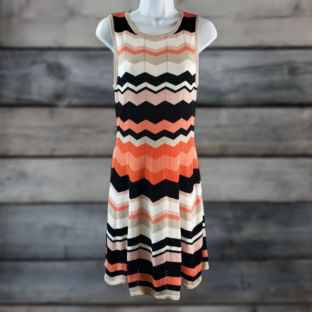 Trina Turk VINTAGE? No. Size M / US 6-8 / IT 42-44 - 1 Thumbnail