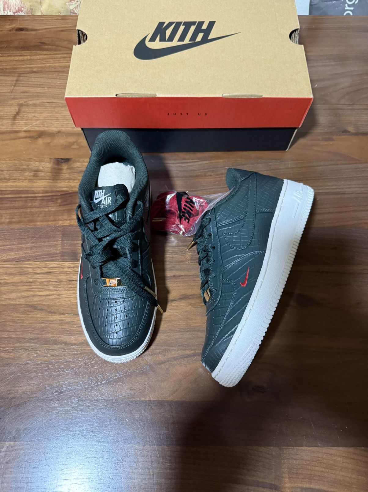 Kith × Nike Kith for Nike GS Air Force 1 Black Spruce Men’s 6.5/Wom 8 Size US 6.5 / EU 39-40 - 1 Thumbnail