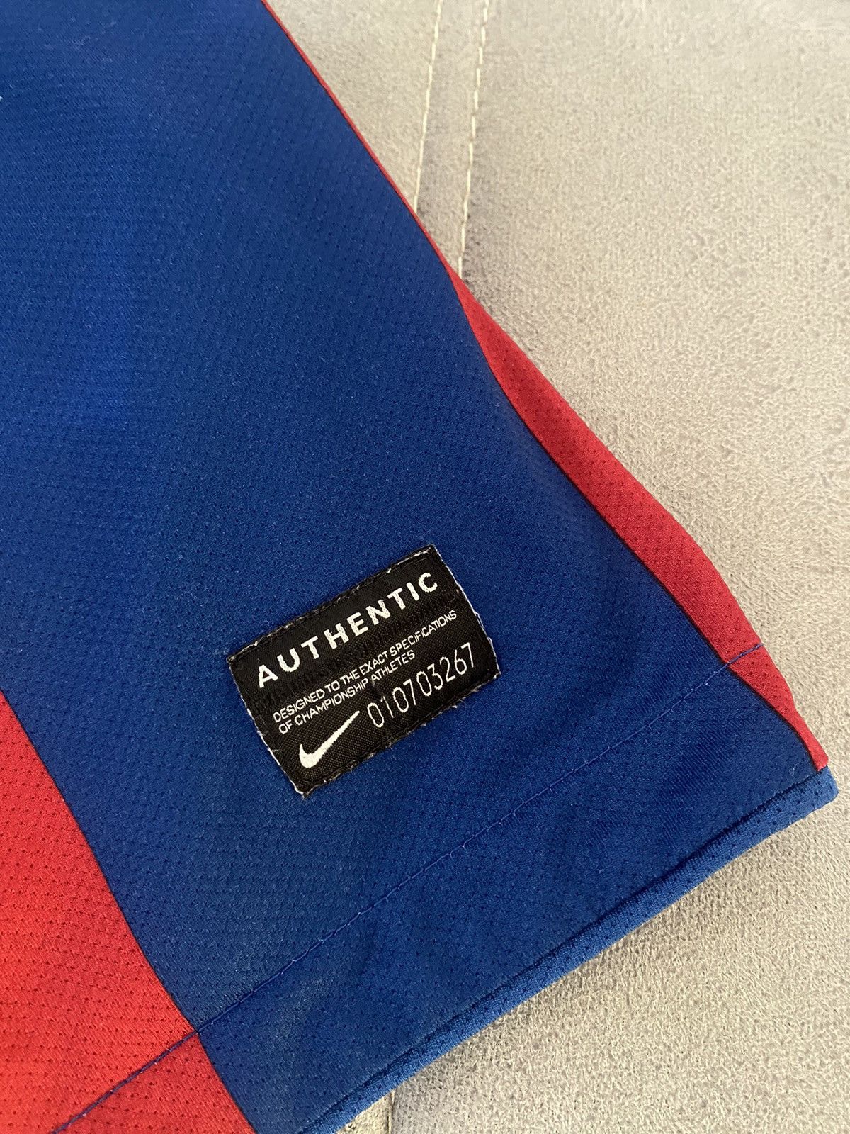 Nike Nike Barcelona 2010/11 David Villa #7 Home Jersey Size US L / EU 52-54 / 3 - 10 Thumbnail