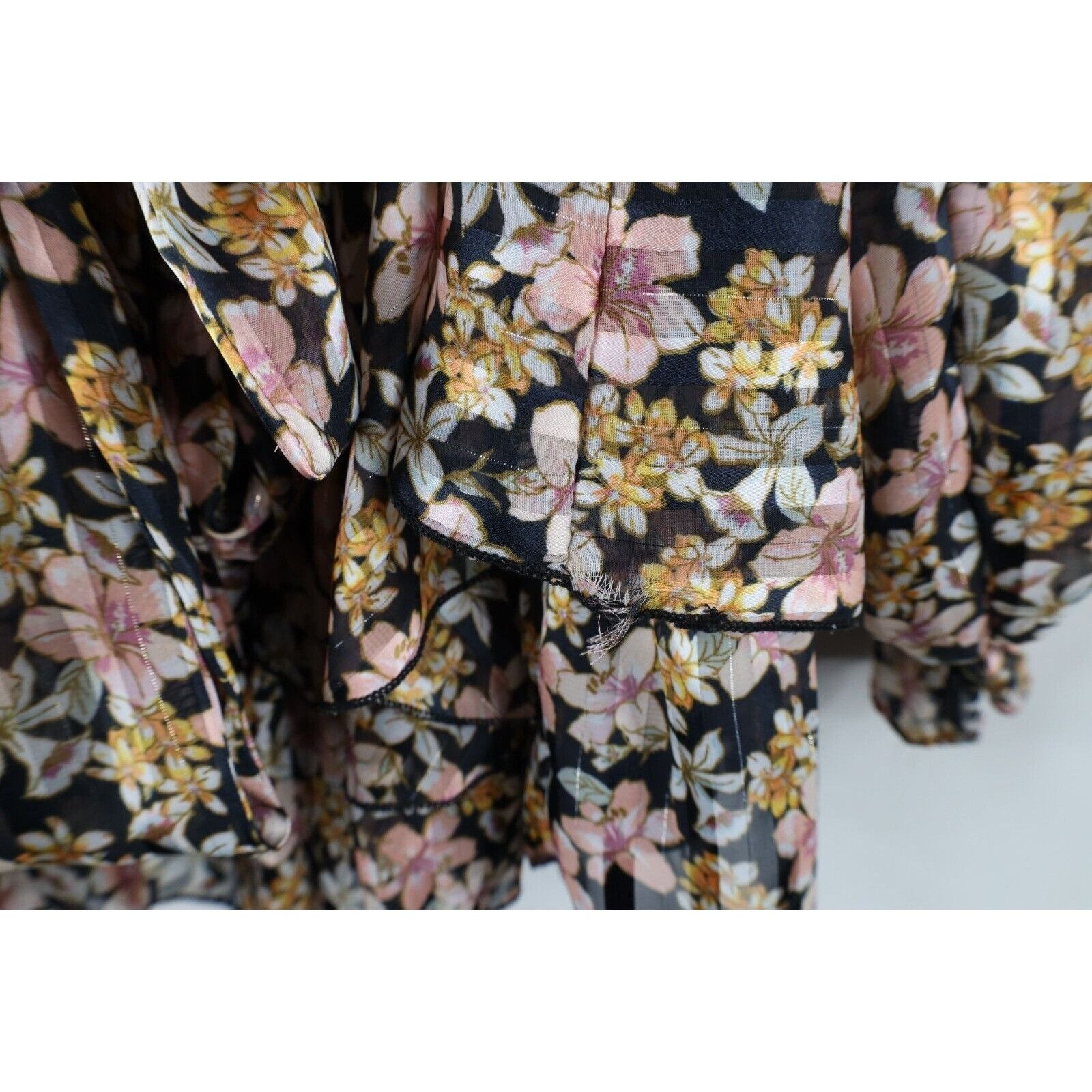 Vintage Vintage Y2K Sheer Ruffled Flower Tie Front Romper Dress Size S / US 4 / IT 40 - 15 Thumbnail