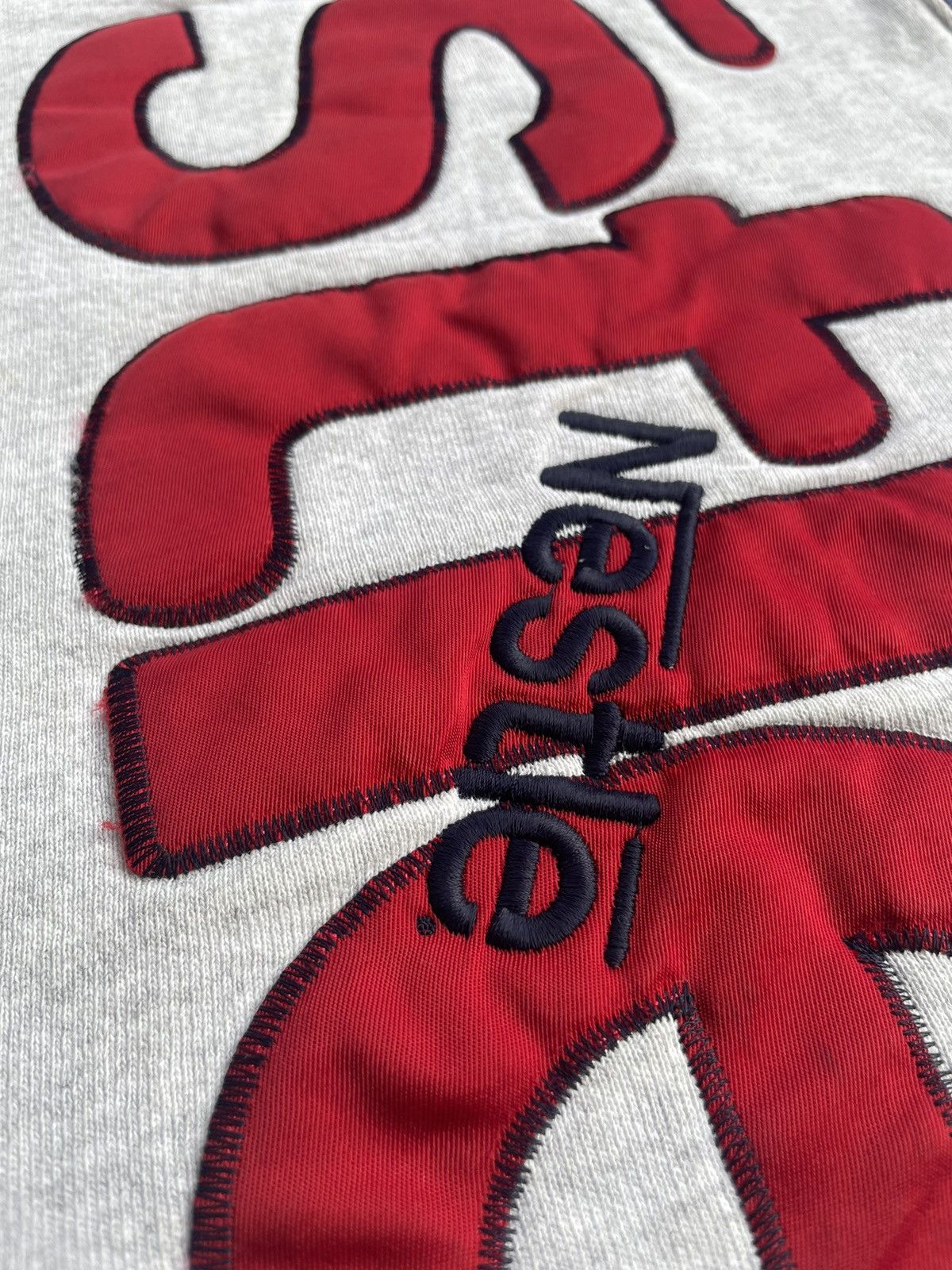 Vintage Vintage Nestle Crewneck Size US XXL / EU 58 / 5 - 8 Thumbnail