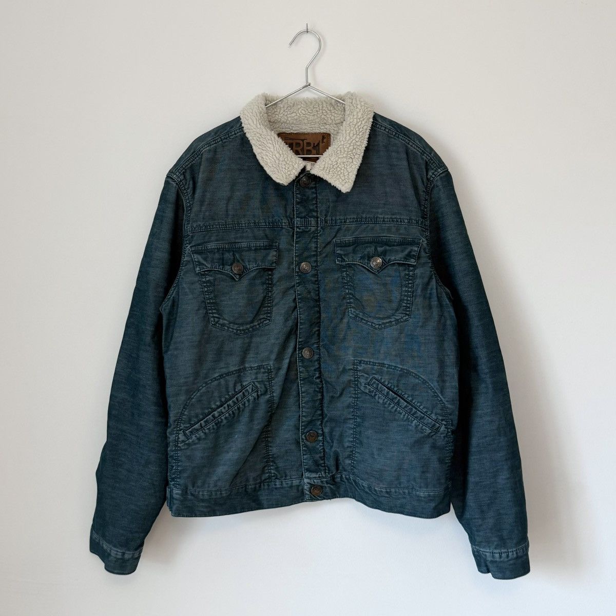 True Religion Vtg 2000s True Religion Corduroy Sherpa Lined Trucker Jacket Size US XXL / EU 58 / 5 - 2 Thumbnail