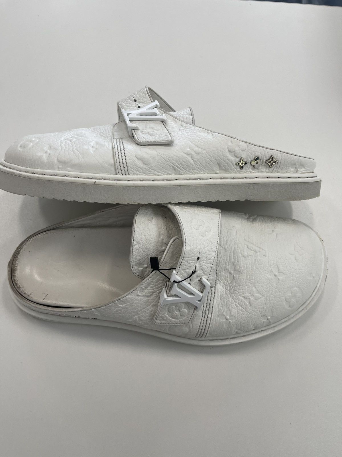 Louis Vuitton Louis Vuitton Easy Leather Mule Size US 11.5 / EU 44-45 - 1 Thumbnail