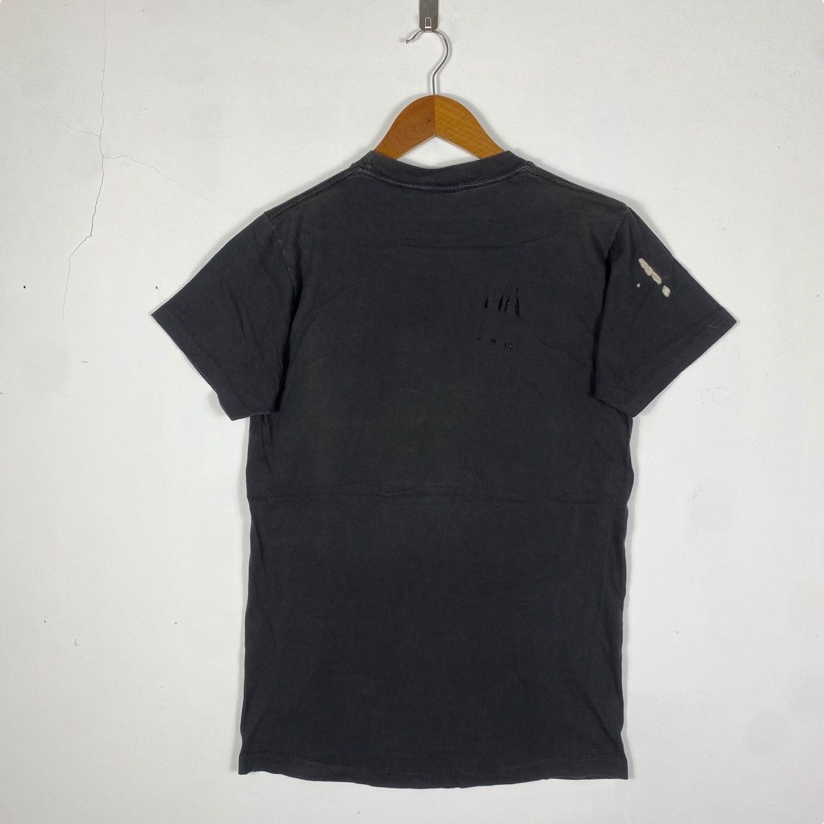 Mickey Mouse × Vintage Vintage 90's MICKEY MOUSE Disney Cartoon Distressed Tee Size US M / EU 48-50 / 2 - 6 Thumbnail