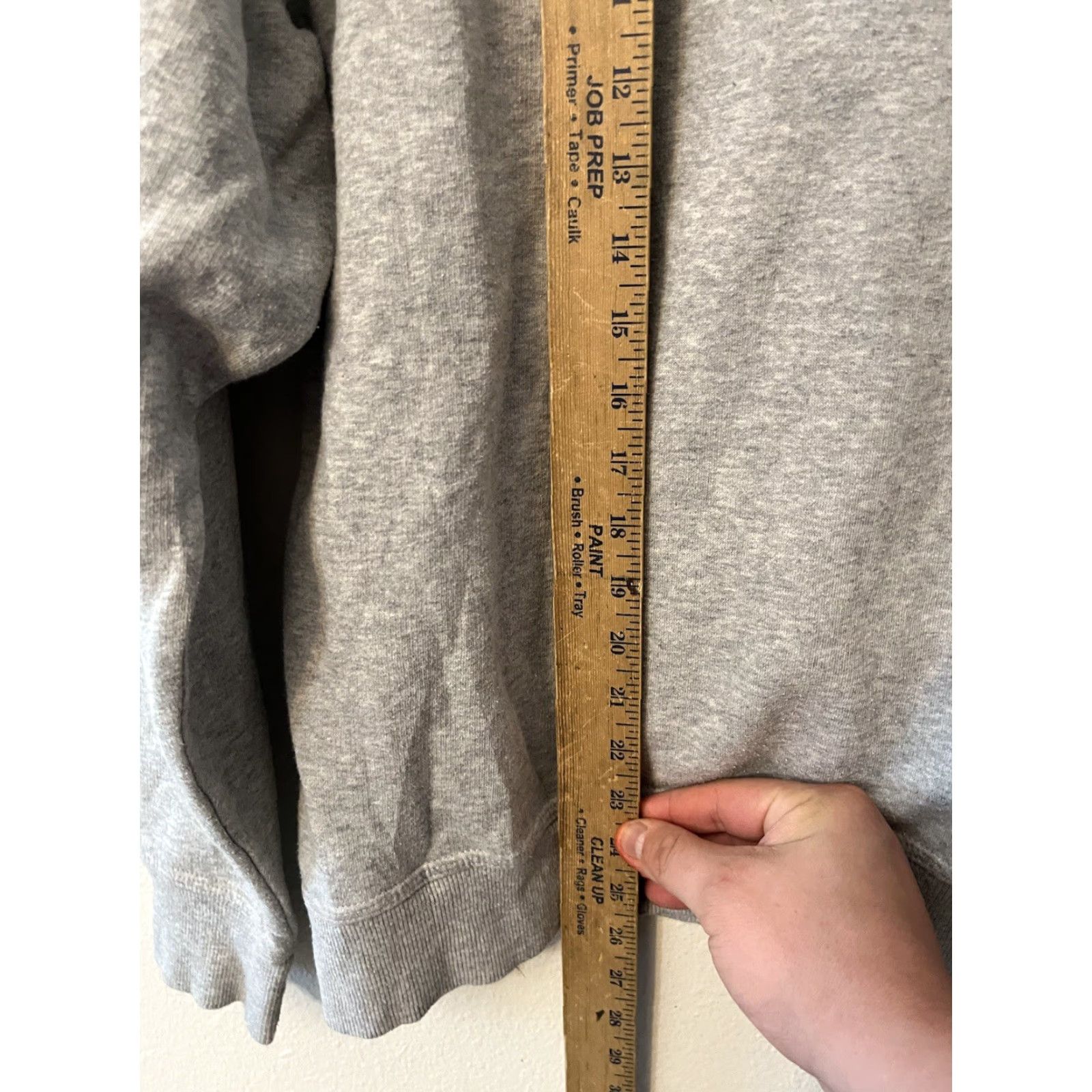 Champion VINTAGE Champion Hoodie Mens Size Medium Gray Logo Pullover Hooded Fleece Activewear Size US M / EU 48-50 / 2 - 4 Thumbnail