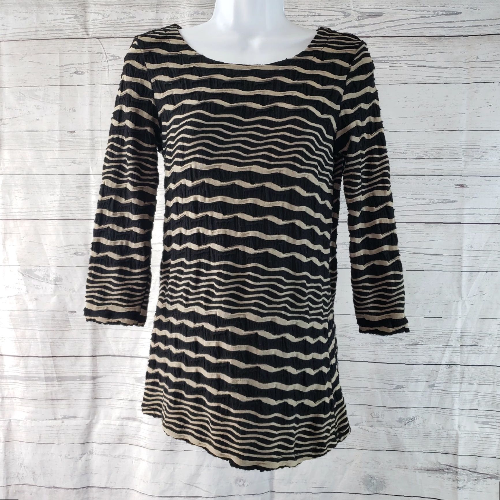 Vintage Tianello Womens Ballet Tee XS Black 3/4 Sleeve Rayon Blend Shirt Womens XS Black Ballet Tee Size XS / US 0-2 / IT 36-38 - 2 Thumbnail