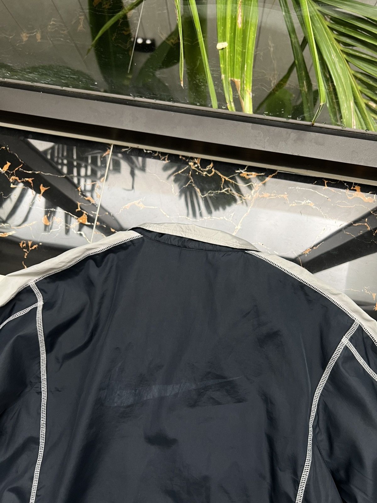 Nike × Vintage 90's NIKE RARE Y2K SWOOSH BACK LOGO TRACK RETRO JACKET Size US L / EU 52-54 / 3 - 6 Thumbnail