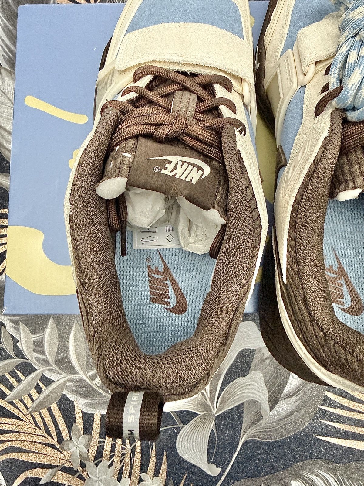 Nike × Travis Scott Nike Zoom Field Jaxx Travis Scott Leche Blu US 7.5 Size US 7.5 / EU 40-41 - 5 Thumbnail
