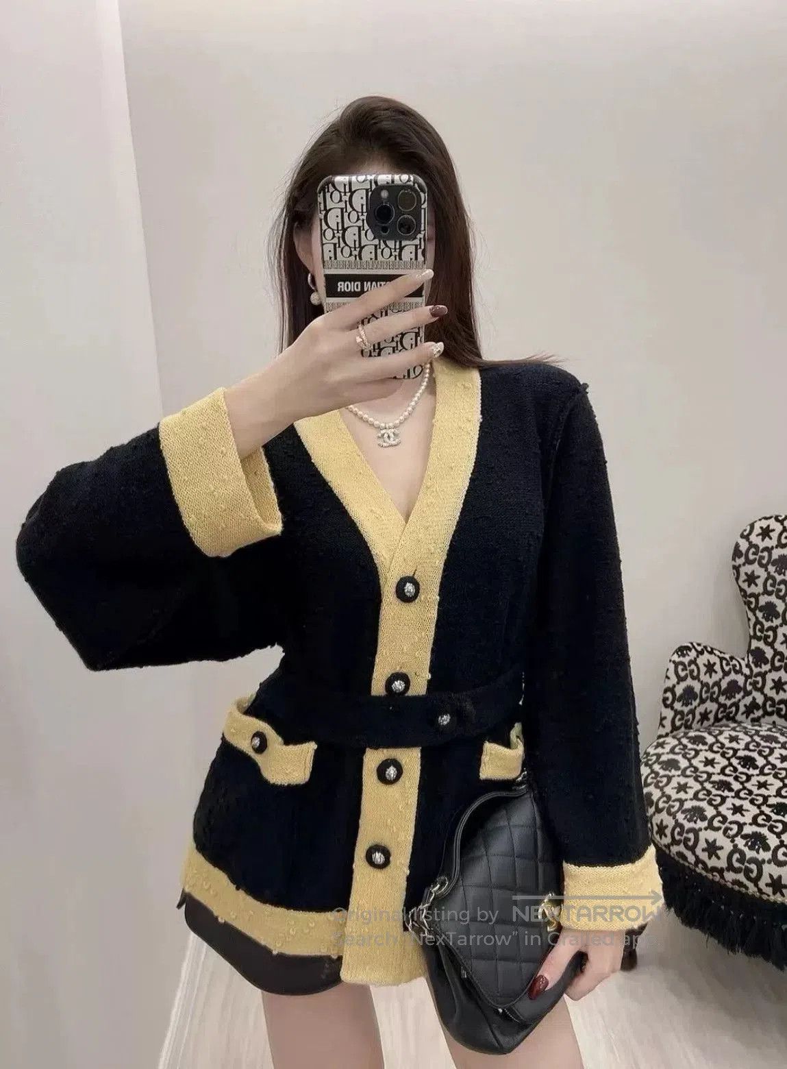 Chanel Chanel 24K Black Yellow Colorblock Wool Cardigan. Size XXS / US 00 / IT 34 - 1 Thumbnail