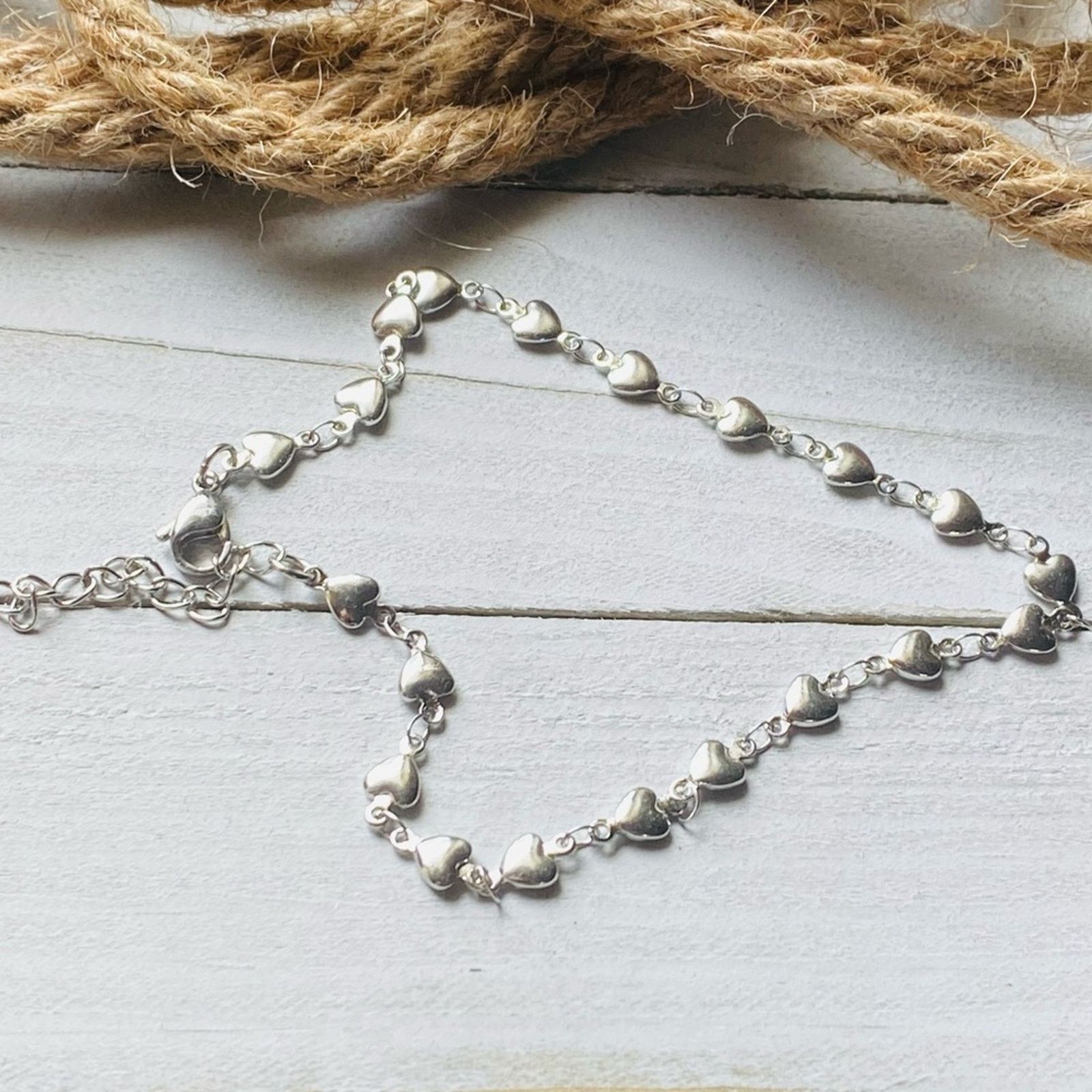 The Unbranded Brand Stainless Steel Hearts Anklet Bracelet Size ONE SIZE - 2 Thumbnail