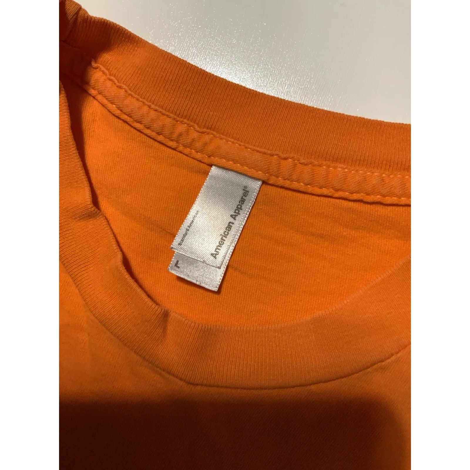 American Apparel Apple Store Concierge Employee 2008 Orange I Know People S/S T-Shirt Sz. L Shirt Men Orange 2008 I Know People S/S T-Shirt L Mens Size US L / EU 52-54 / 3 - 6 Thumbnail