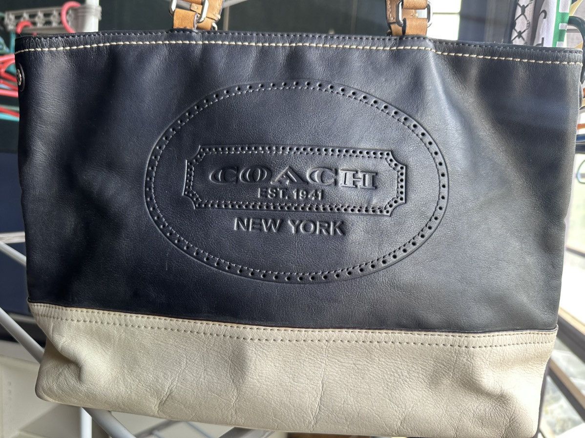 Coach COACH NEW YORK LEATHER VINTAGE Size ONE SIZE - 1 Thumbnail