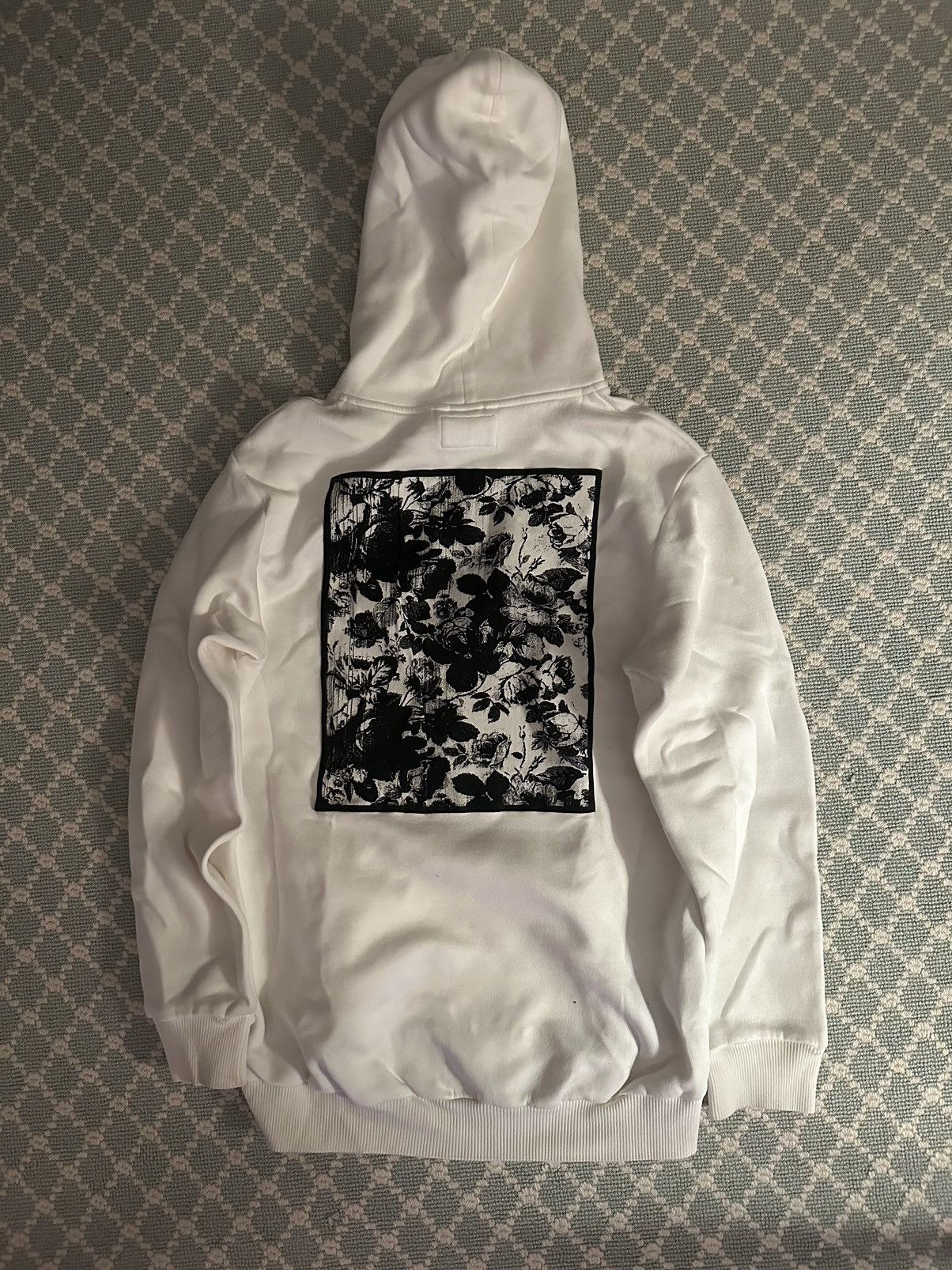 Miu Miu MIU MIU Graphic Sweatshirt Size US M / EU 48-50 / 2 - 2 Thumbnail