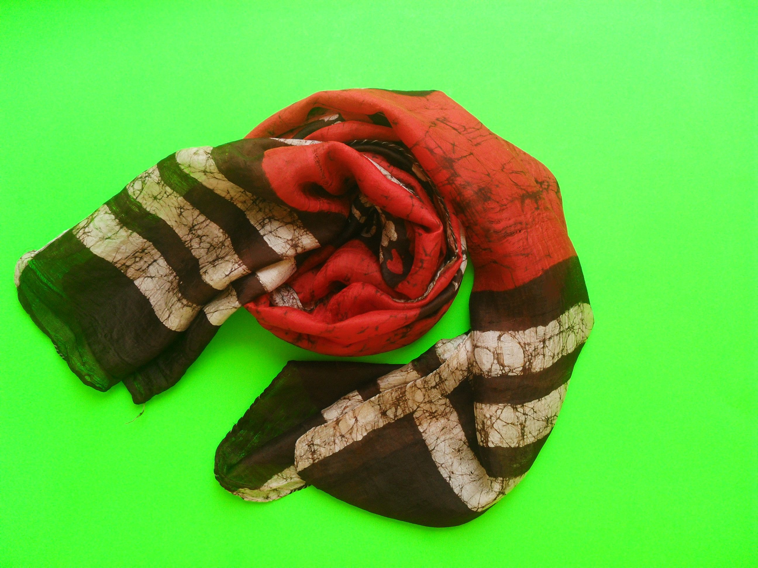 Other Vintage scarf 100% pure silk very soft and fine Size ONE SIZE - 2 Thumbnail