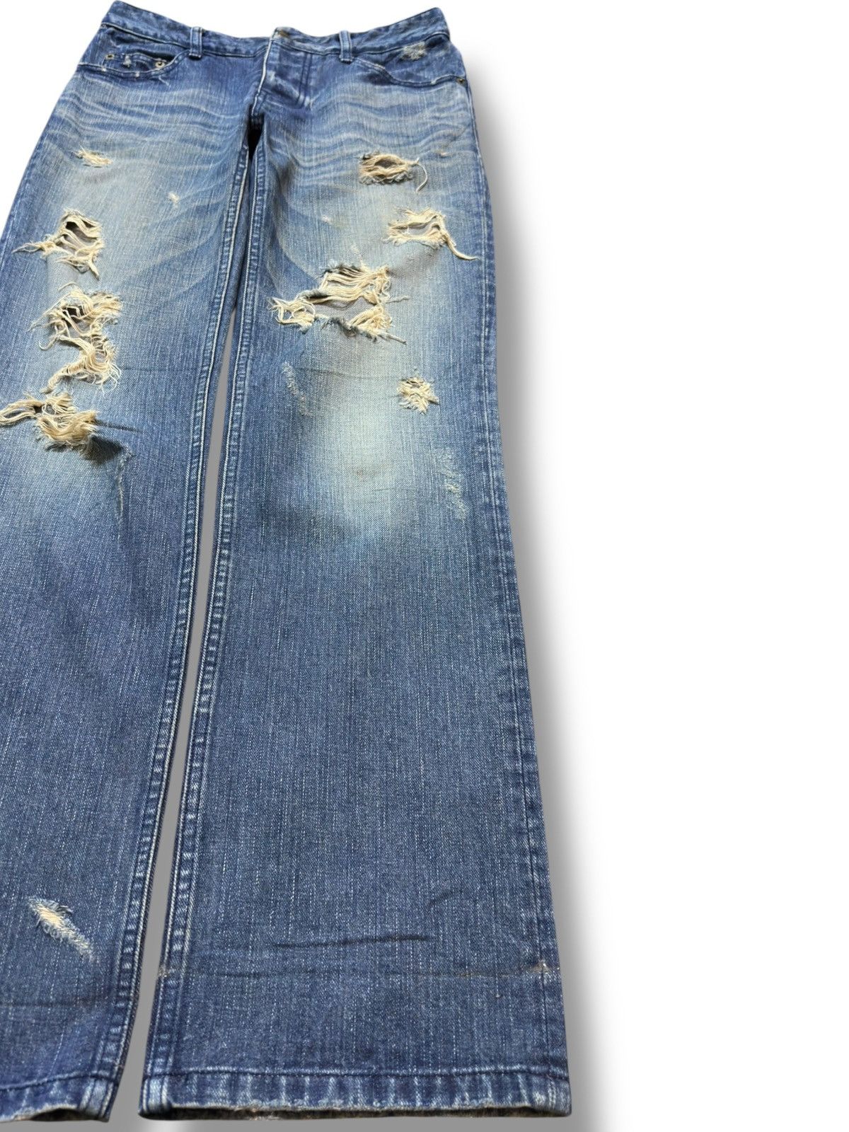 Chaos Gone Global Vintage Global Rythme Essence Ripped Distressed Denim Size US 29 - 4 Thumbnail