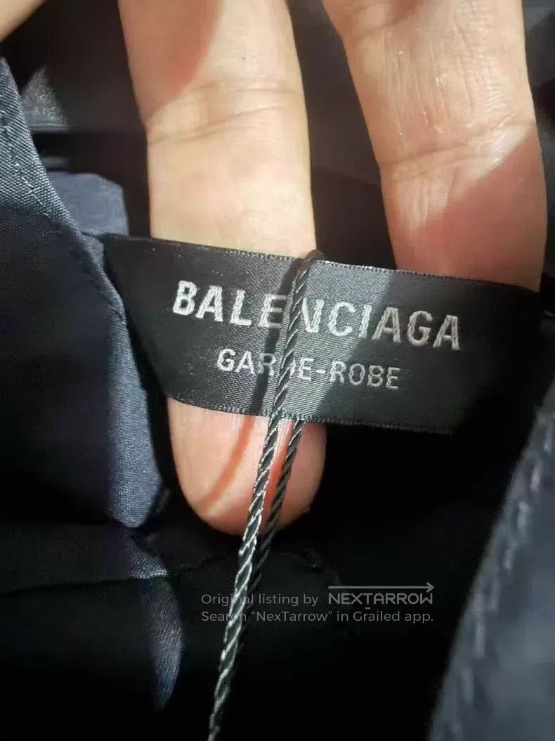 Balenciaga Balenciaga Dark Washed Blue and Black Arm Double Embroider Size US XS / EU 42 / 0 - 4 Thumbnail