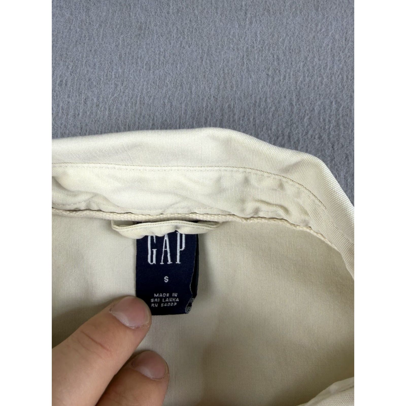 Gap VINTAGE Gap Shirt Men’s S Beige Short Sleeve Button-Up Workwear Cotton Size US S / EU 44-46 / 1 - 3 Thumbnail