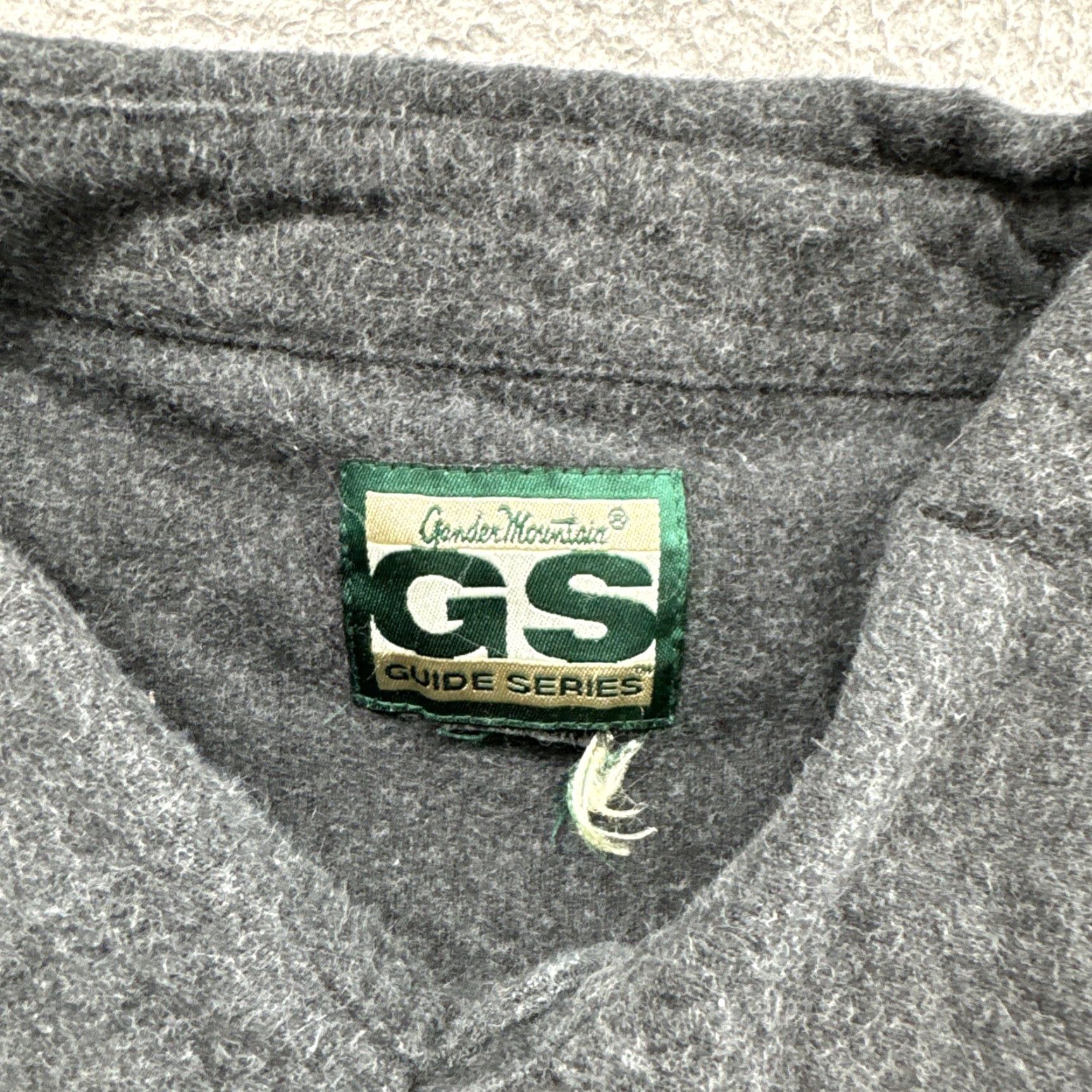 Vintage VINTAGE Gander Mountain Guide Series Chamois Button-Up Flannel Shirt Men's 2XL Gray Cotton Swing Outdoors? Size US XXL / EU 58 / 5 - 3 Thumbnail