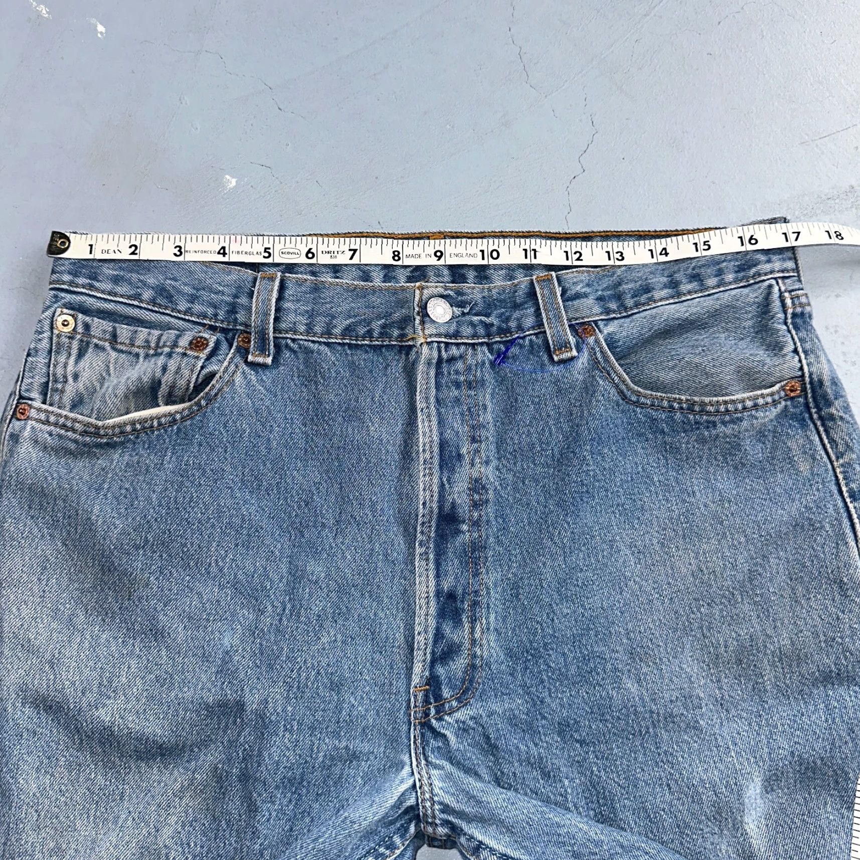 Levi's Levi's 501 Vintage 90s USA Jeans Blue Medium Wash 36x32 Inseam 32 Straight Leg Men’s Regular 34x30 Size US 36 / EU 52 - 7 Thumbnail