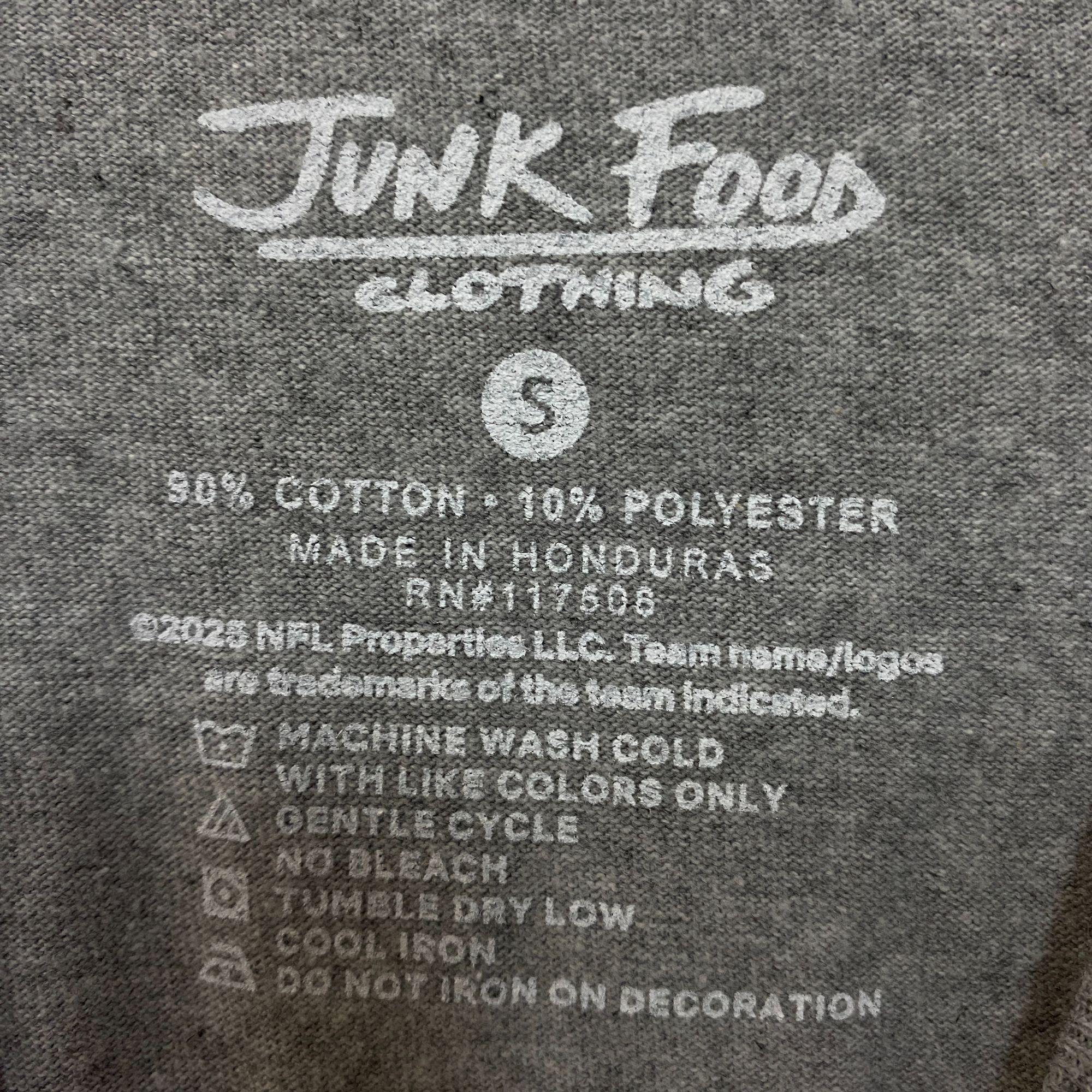 Junk Food Junk Food Clothing Detroit Lions Faded Vintage Style T-Shirt Size US S / EU 44-46 / 1 - 4 Thumbnail