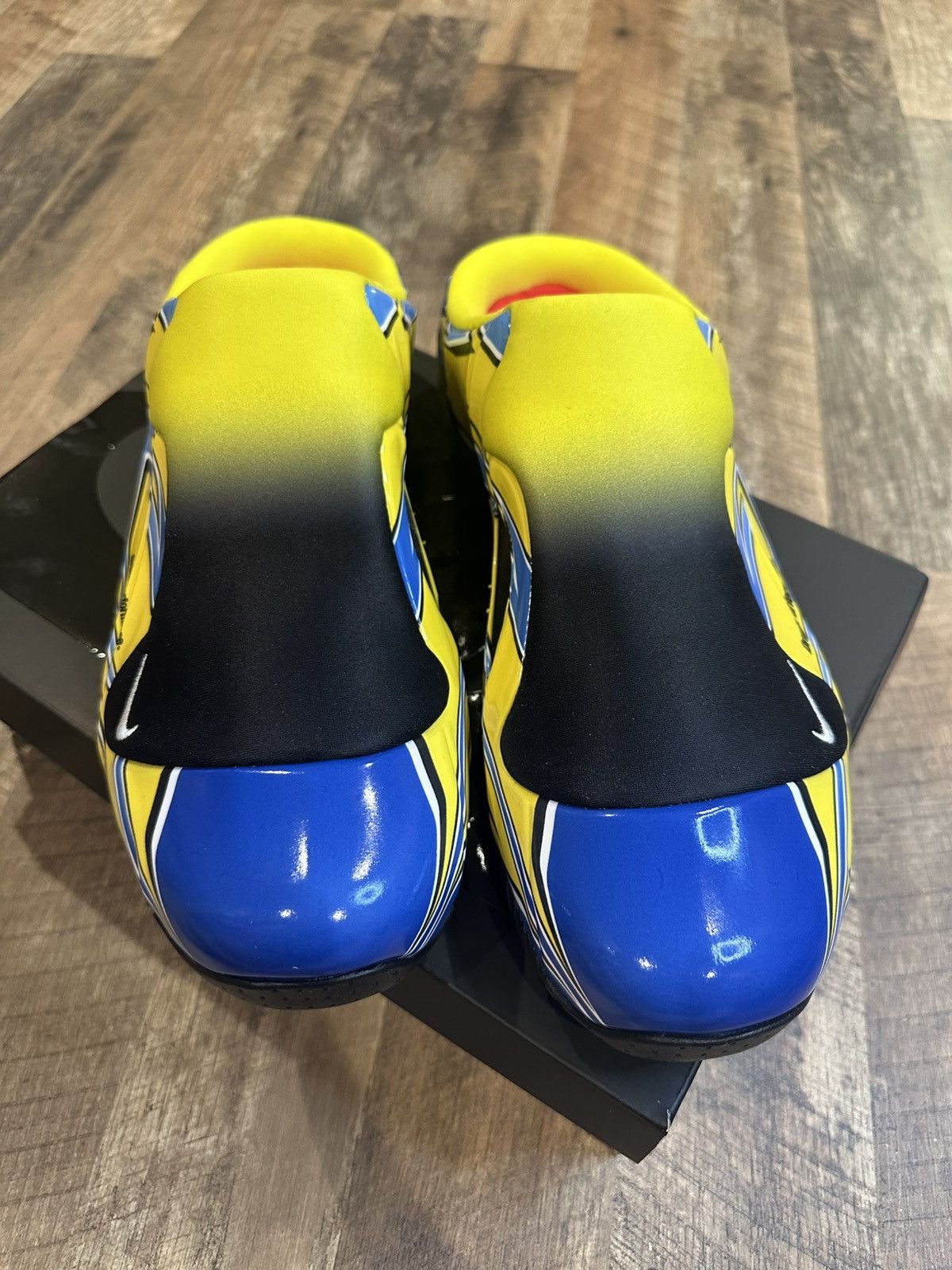 Nike × Supreme Supreme x Nike Clogposite Opti Yellow Blue Brand New in Box Size US 12 / EU 45 - 2 Thumbnail