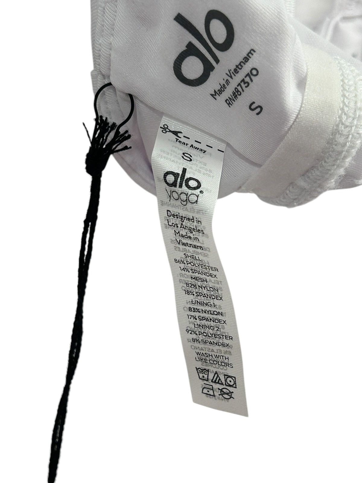Alo Yoga Alo Yoga White Lavish Sports Bra Glossy White S NWT Size S / US 4 / IT 40 - 9 Thumbnail