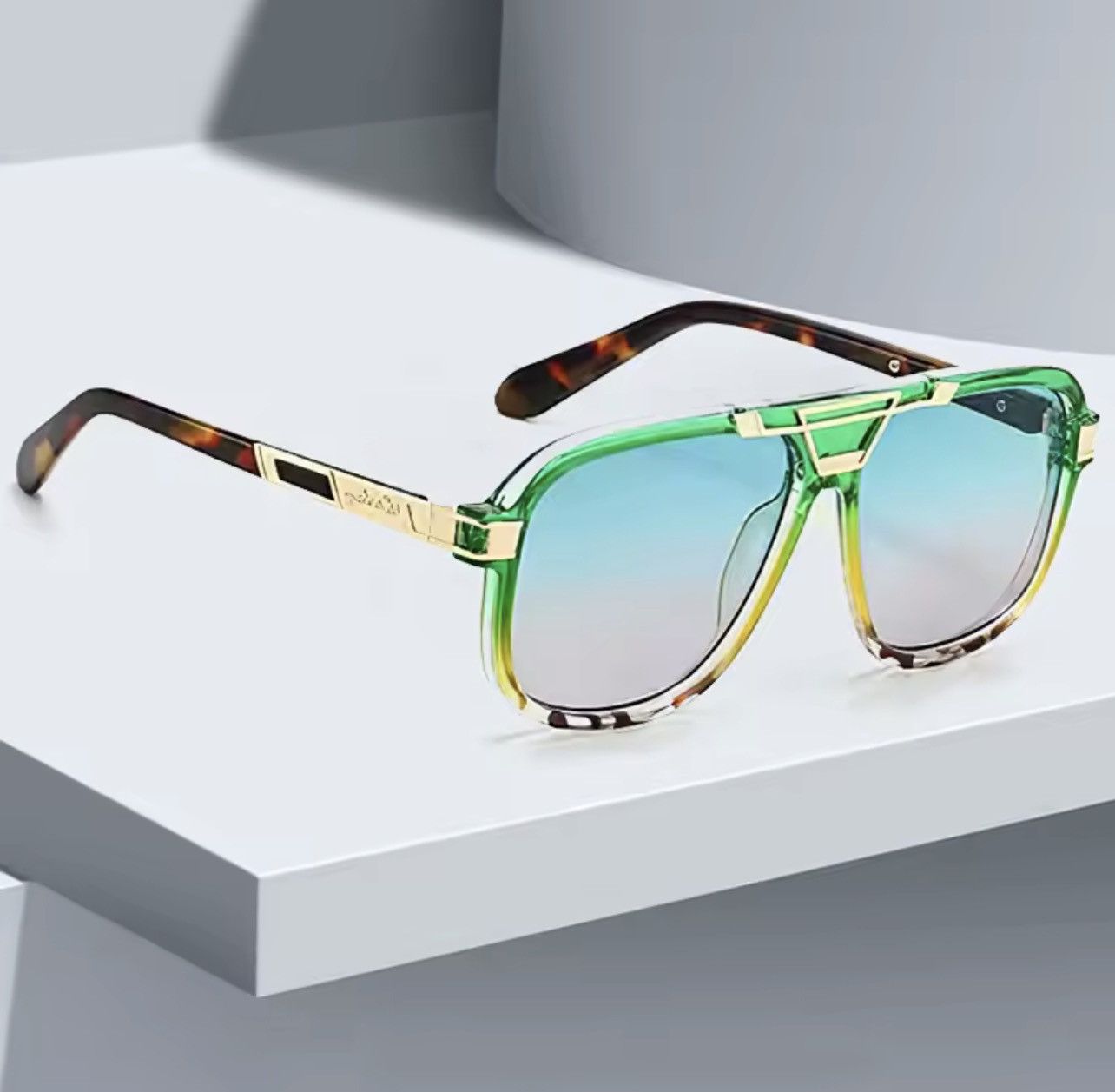 Other Oversized Women Sunglasses Gradient Lens UV400 Fashion Size ONE SIZE - 5 Thumbnail