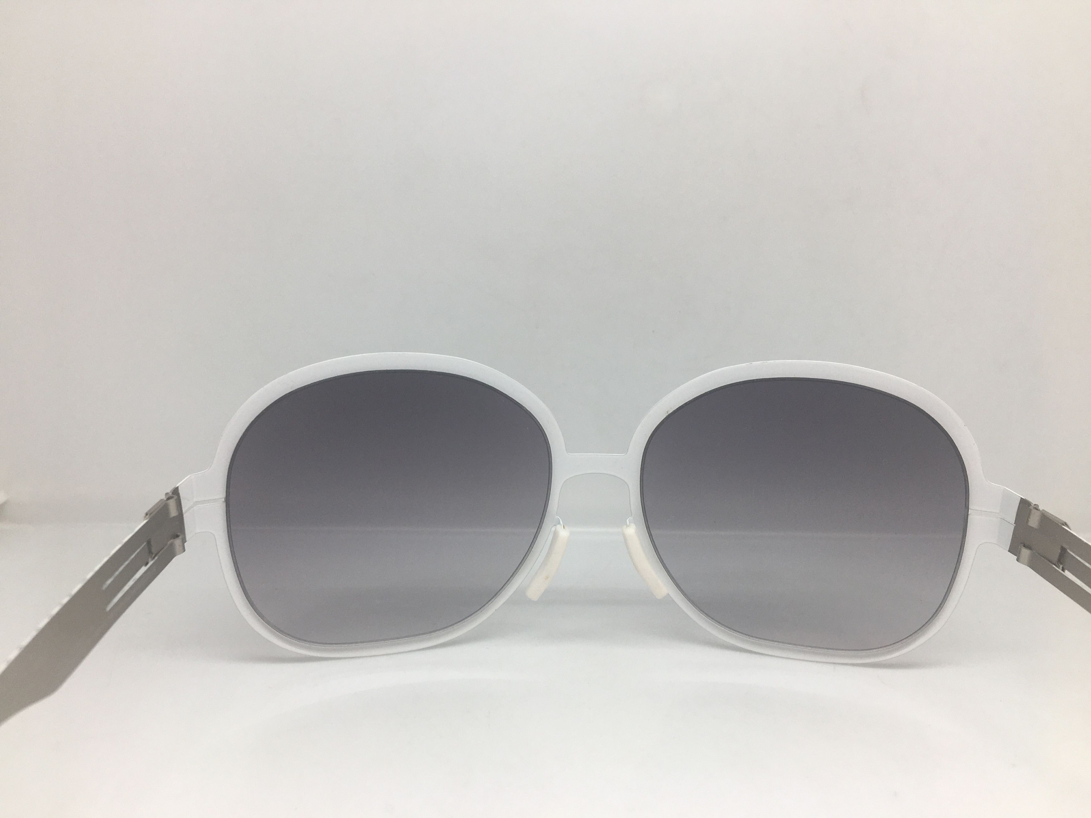 Other AC Berlin White Round Oversize Sunglasses Frame Size ONE SIZE - 4 Thumbnail