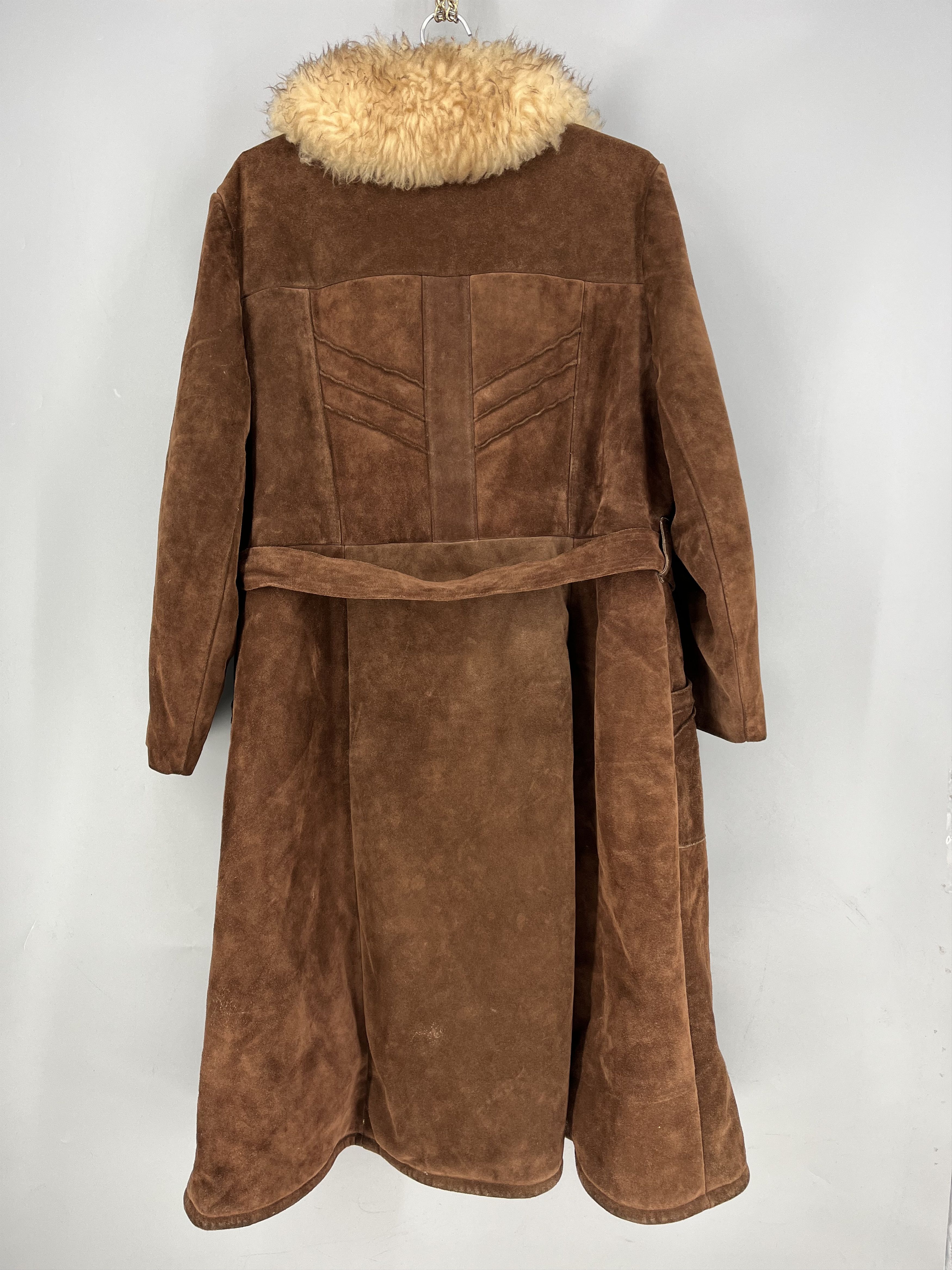 Vintage 70s Suede Shearling Coat USA Made Brown Faux Fur Lined Heavy Size US L / EU 52-54 / 3 - 12 Thumbnail