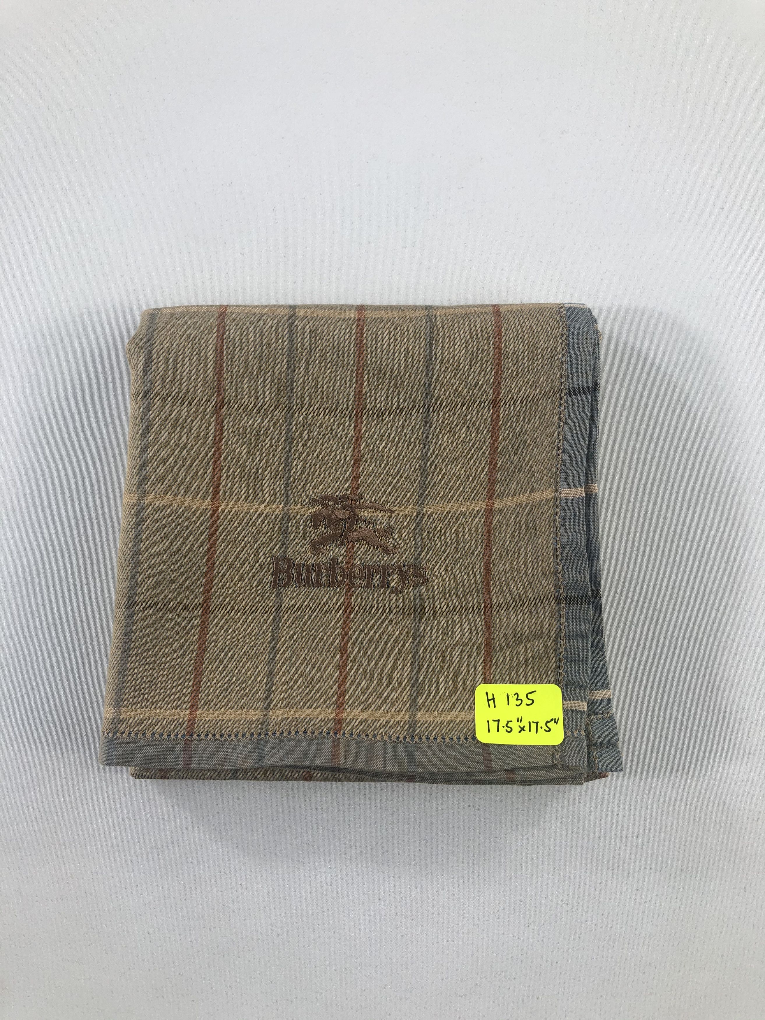 Burberry Burberrys Handkerchief / Bandana / Neckerchief Size ONE SIZE - 4 Thumbnail