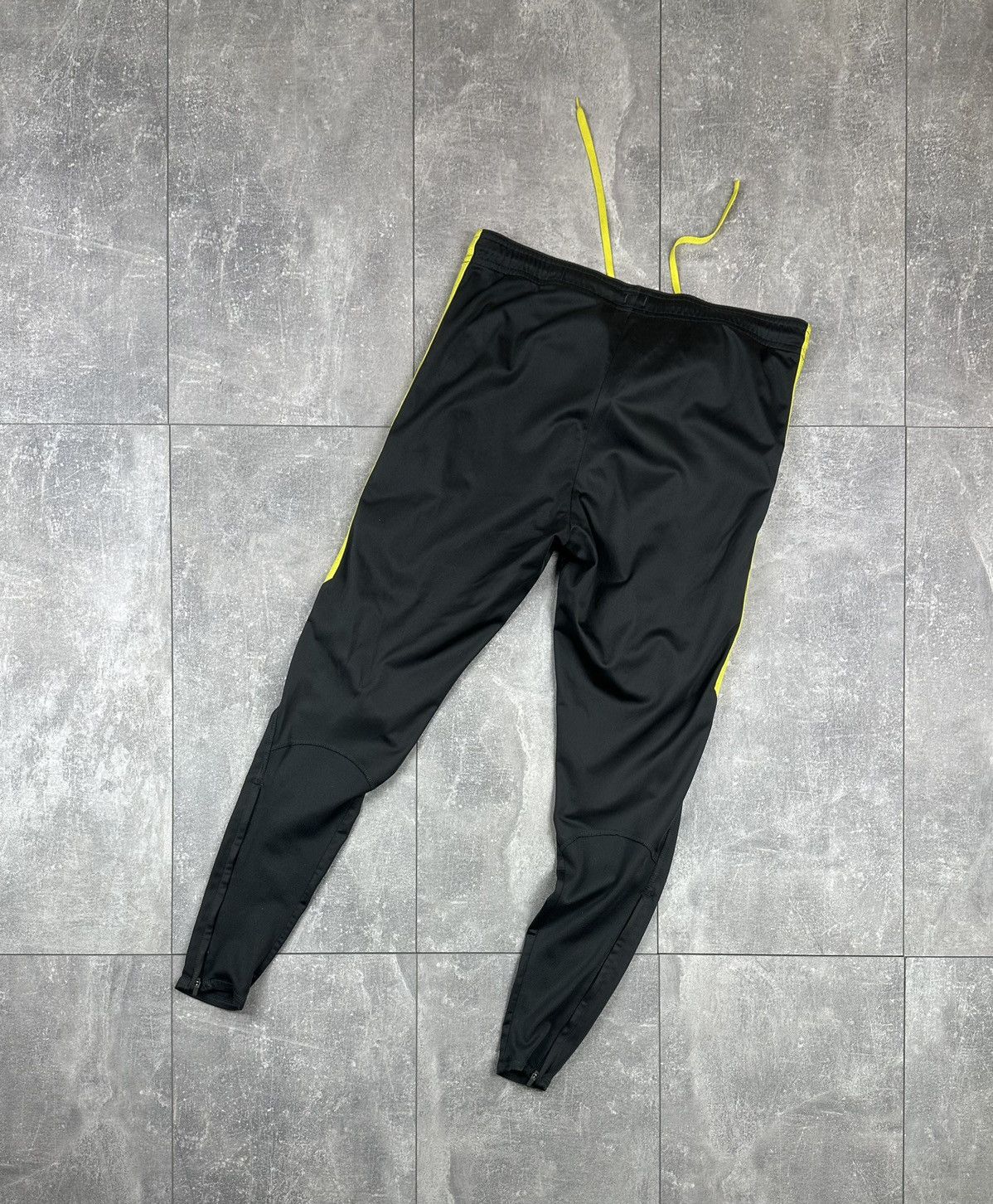 Nike Nike Manchester City Tracksuit Bottom Mens Pants Size US 32 / EU 48 - 11 Thumbnail