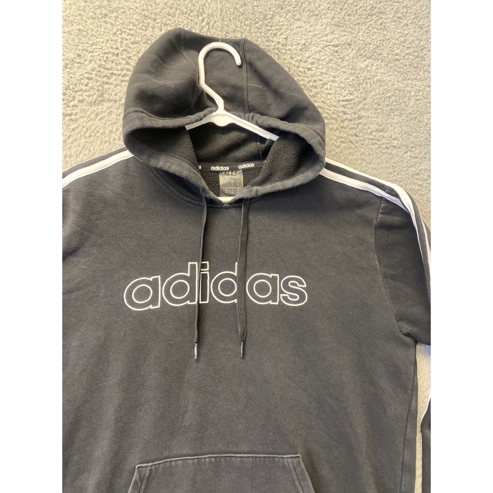 Adidas Adidas Hoodie Mens Medium Sweatshirt Color Block Black White Spell Out Three Stripes Pullover Hooded Pockets Mens Size US M / EU 48-50 / 2 - 2 Thumbnail