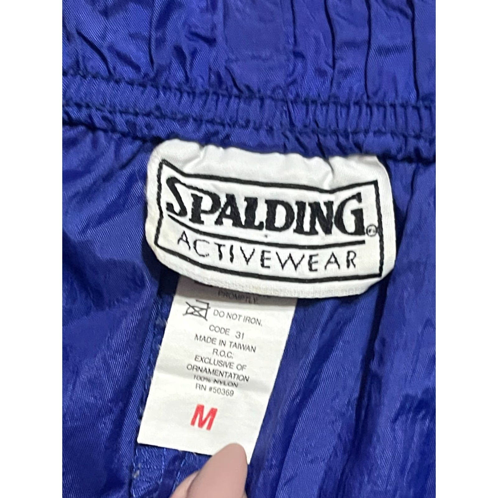 Spalding Spalding ACTIVEWEAR Pants Womens Medium Blue Windbreaker Side Buttons Regular Inseam 28.5" Straight Pants Daywear Casual WindsFallSpringSummer Mens? Size 32" / US 10 / IT 46 - 7 Thumbnail
