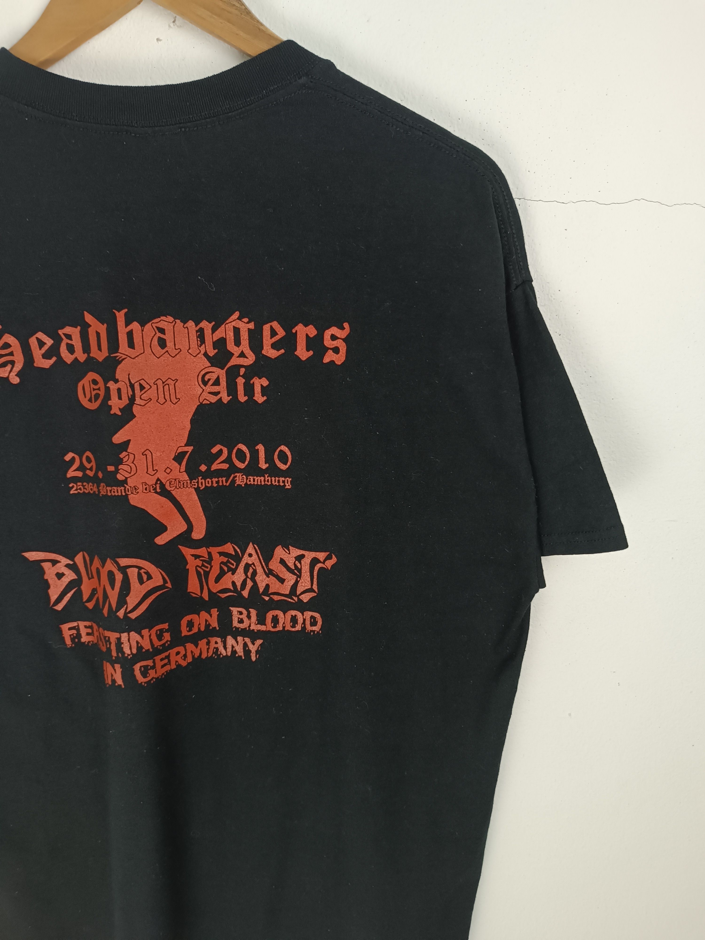 Band Tees VINTAGE 2010 BLOOD FEAST GERMANY METAL TOUR TEE Size US L / EU 52-54 / 3 - 11 Thumbnail