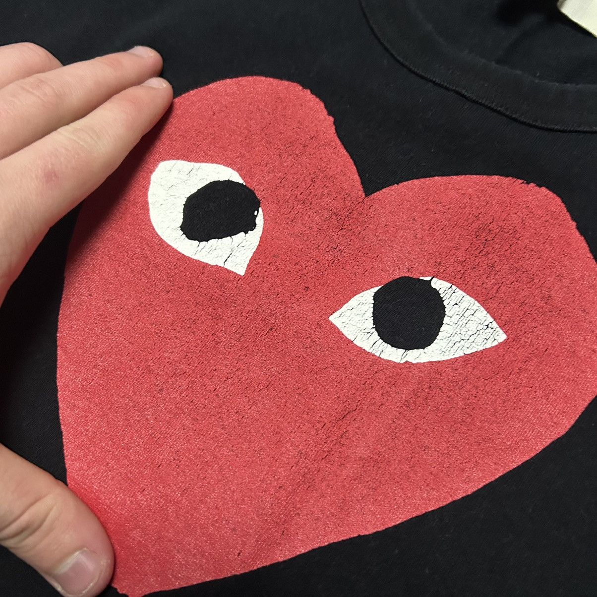 Comme des Garcons PLAY Luxury Play Comme Des Garcons Big Logo y2k japan tee size M Size US M / EU 48-50 / 2 - 3 Thumbnail