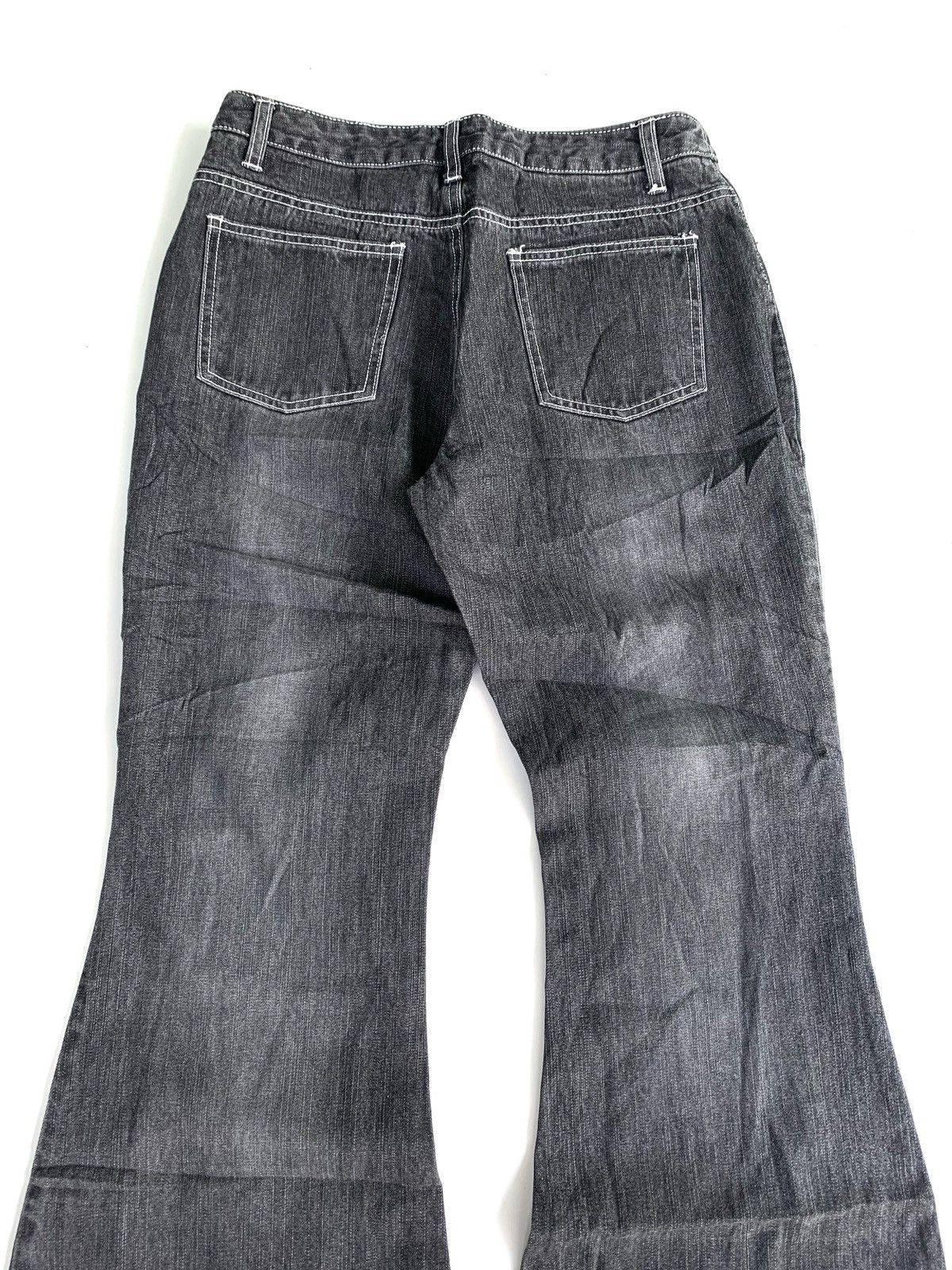 If Six Was Nine × Japanese Brand × Le Grande Bleu (L.G.B.) 2000s Japanese Brand Frayed-seam Super Flared Jeans Size US 30 / EU 46 - 7 Thumbnail