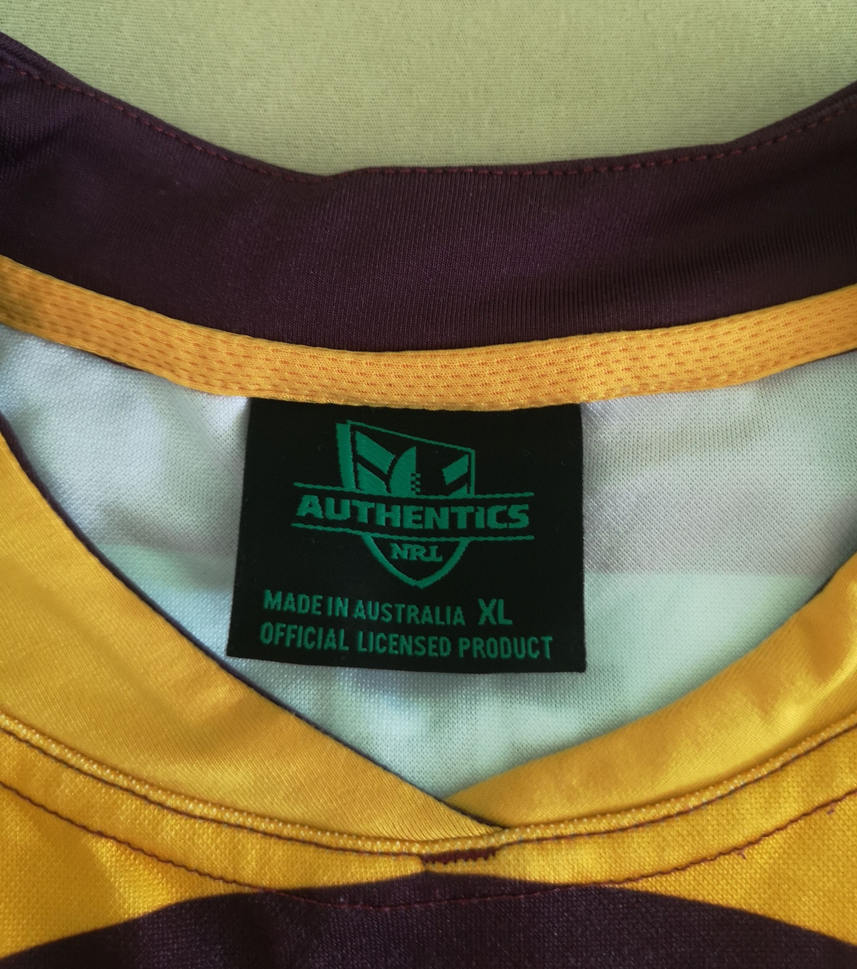 Nike Shirt Brisbane Broncos 2010 Rugby NRL Retro Vintage Size US XL / EU 56 / 4 - 3 Thumbnail