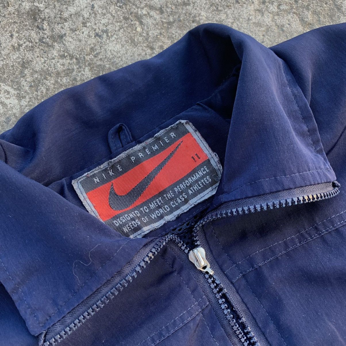 Hypebeast Vintage Style By Nike Windbreaker Jacket Big Logo Y2K Zip Size US M / EU 48-50 / 2 - 9 Thumbnail