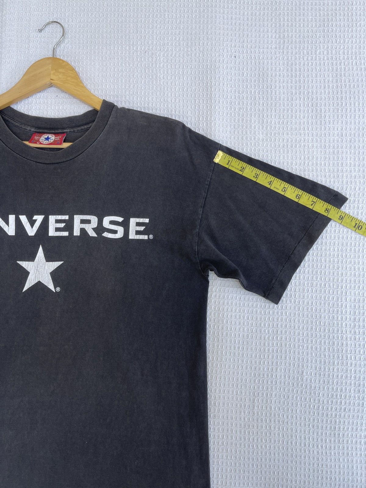 Converse × Vintage Last Drop🔥Rare🔥Sun Faded Vintage 90s CONVERSE T-Shirt Size US L / EU 52-54 / 3 - 12 Thumbnail