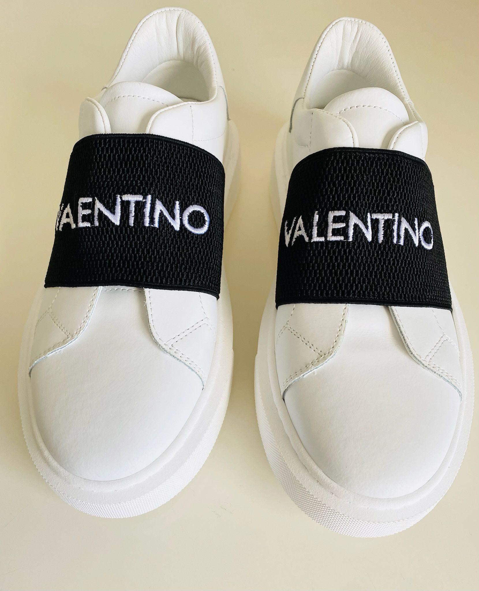 Mario Valentino Mario Valentino White Leather Logo Band Sneakers Size US 6.5 / IT 36.5 - 8 Thumbnail