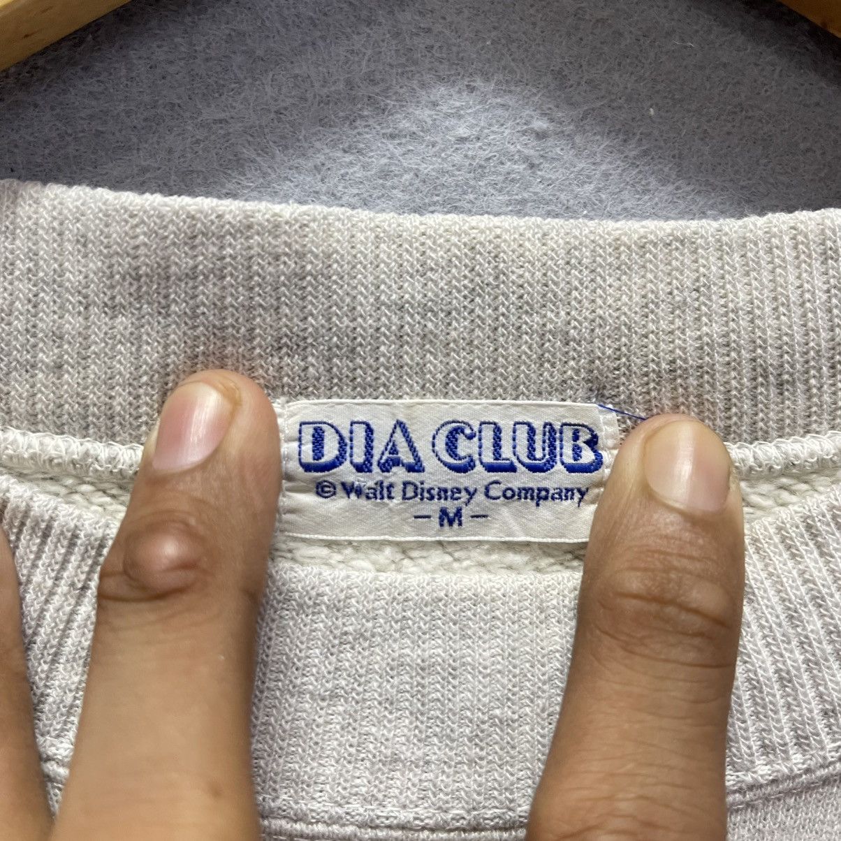Disney Vintage 90s Winnie the Pooh Sweatshirt by Dia Club – Disney Size US M / EU 48-50 / 2 - 7 Thumbnail