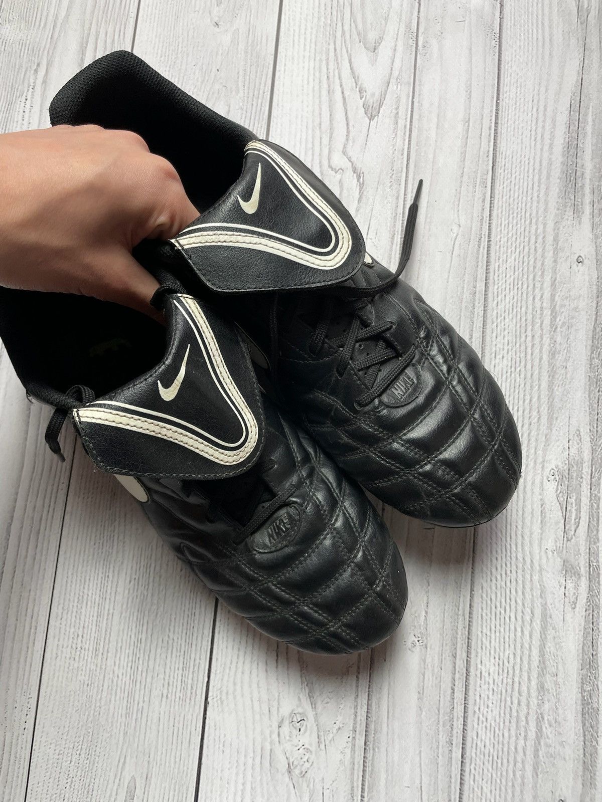Nike × Vintage Vintage Nike tiempo soccer boots size US 12 logo Size US 12 / EU 45 - 10 Thumbnail