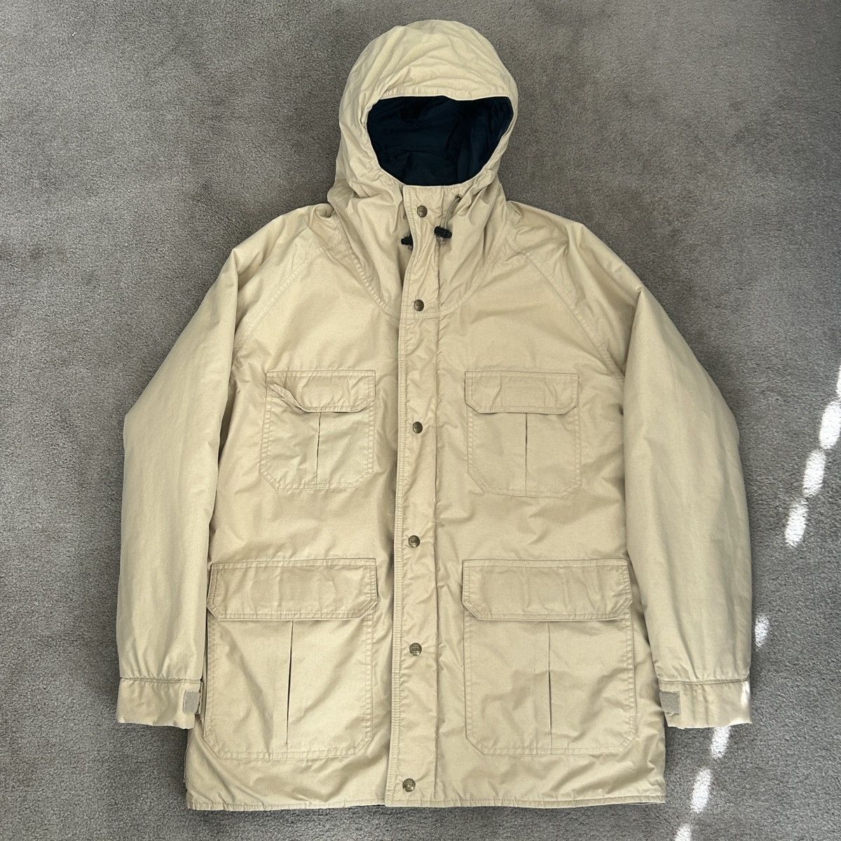 L.L. Bean Vintage L.L. Bean Goretex Insulated Parka USA Cream Navy Size US L / EU 52-54 / 3 - 1 Thumbnail