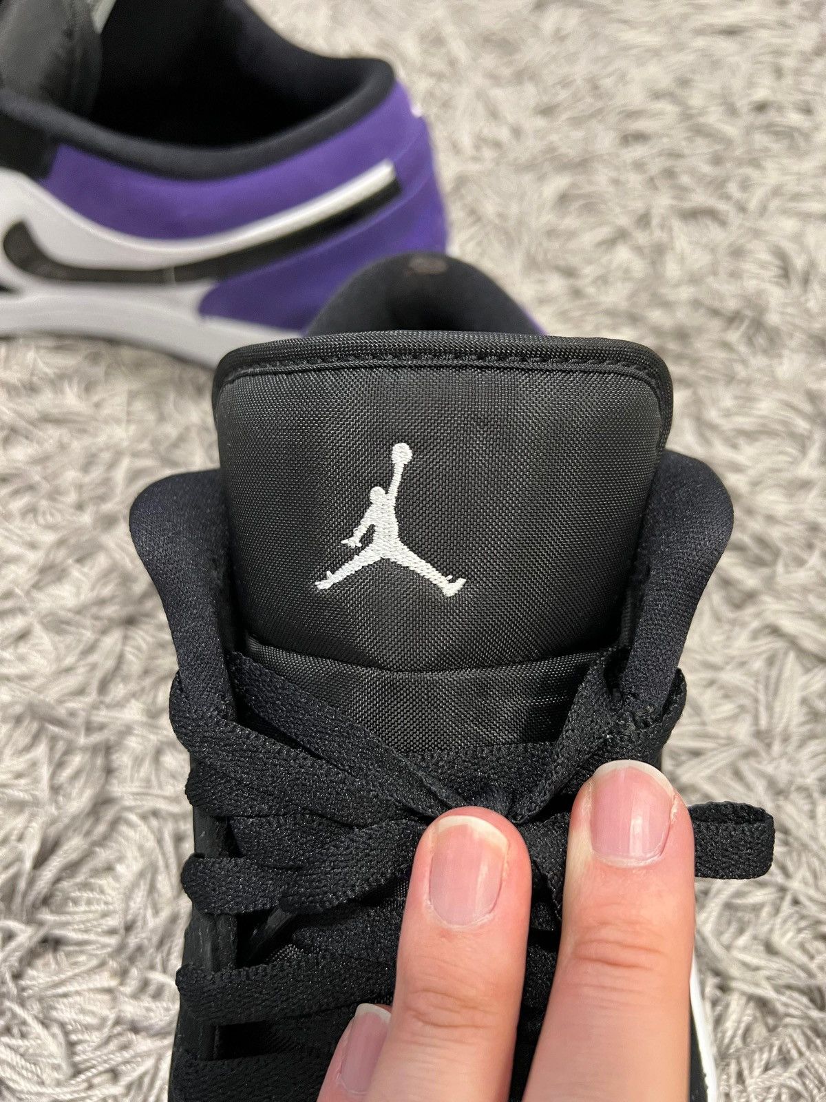 Nike Jordan 1 Low Court Purple Size US 9 / EU 42 - 9 Thumbnail