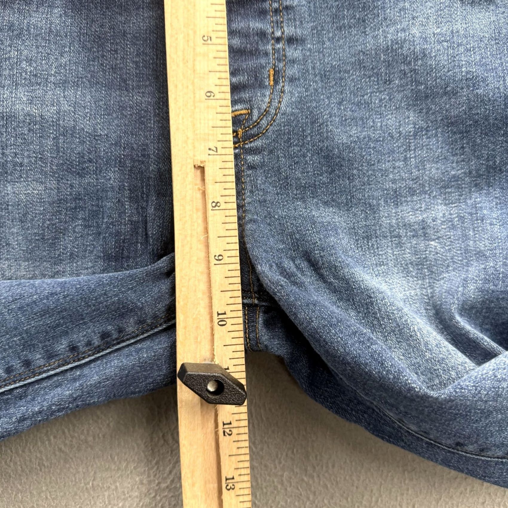 Spanx Spanx Jeans Womens M Blue Pull-On Mid Rise Slim Jegging Distressed Denim Jegging Slimming Stretch Shaping 5-Pocket City Fall Womens Cap Size 32" / US 10 / IT 46 - 6 Thumbnail