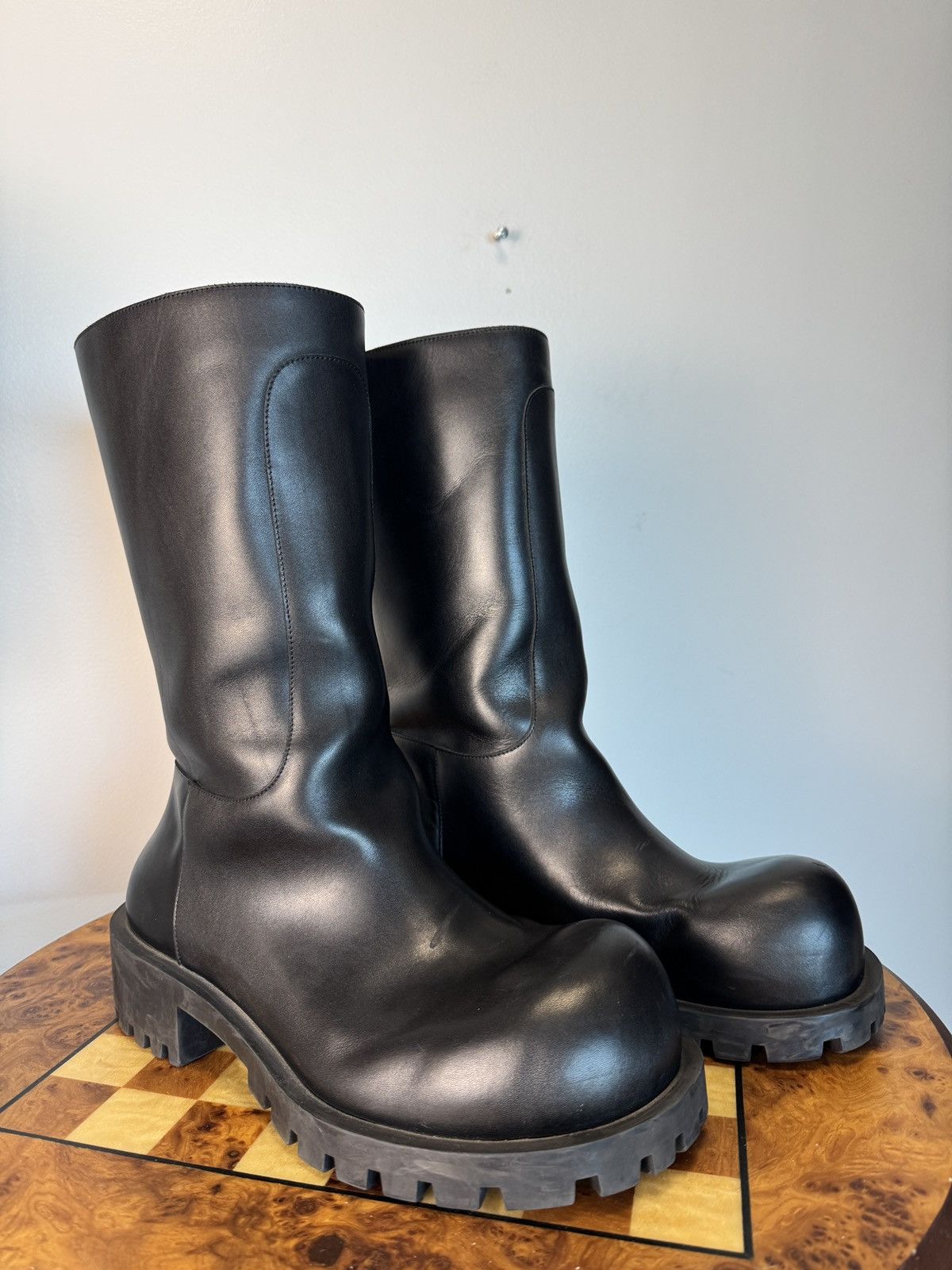 Balenciaga Balenciaga Hummer Pull on Boot Size US 10 / EU 43 - 2 Thumbnail