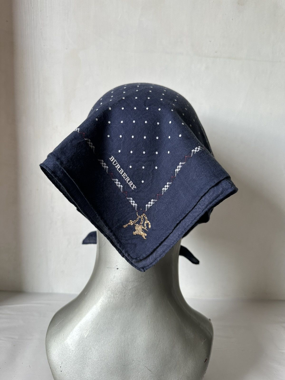 Vintage Vintage Burberry Handkerchief/ Neckerchief/ Bandana Size ONE SIZE - 8 Thumbnail