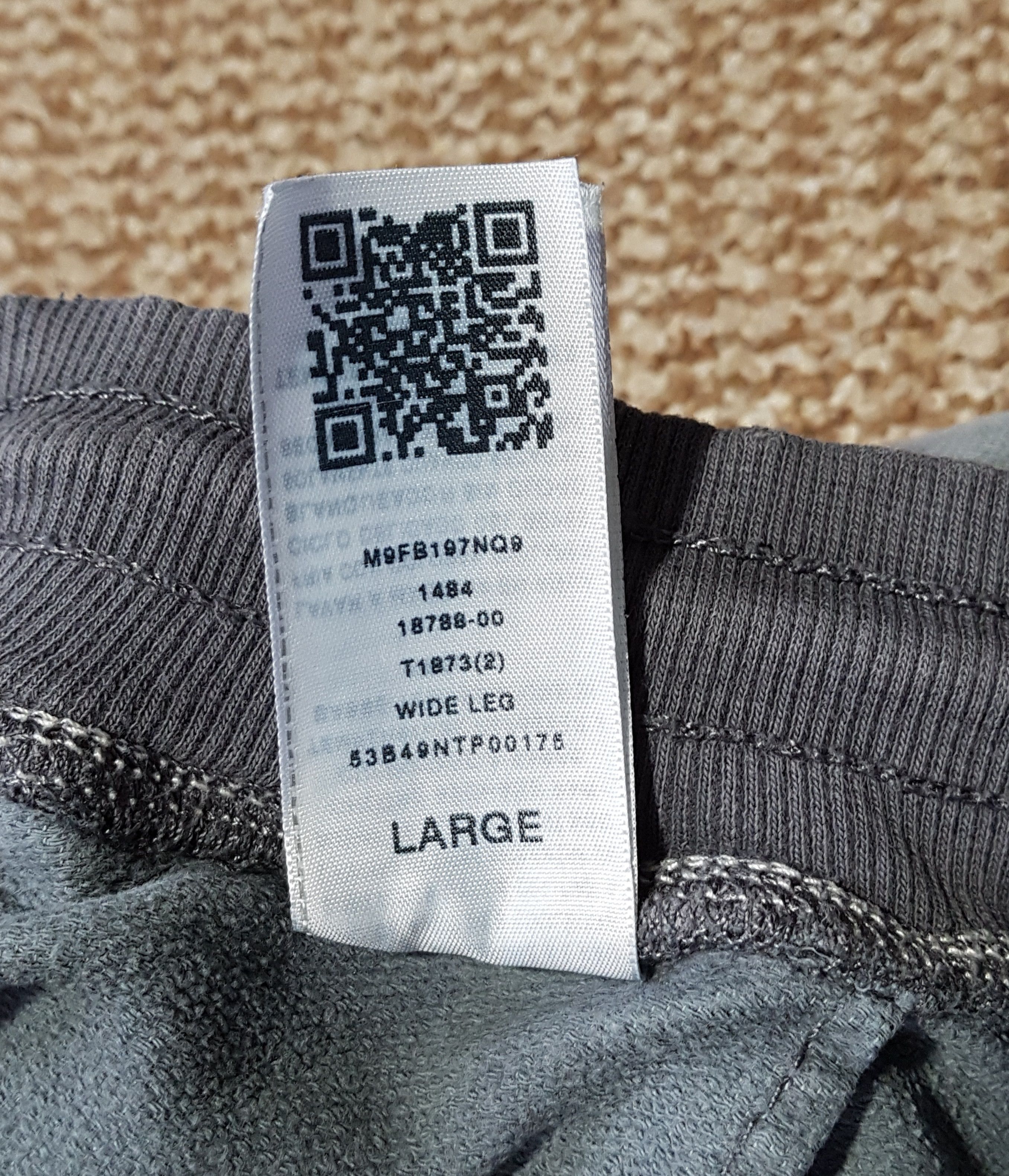 True Religion True Religion Distressed Wide Leg Sweatpants sz L Size US 34 / EU 50 - 10 Thumbnail